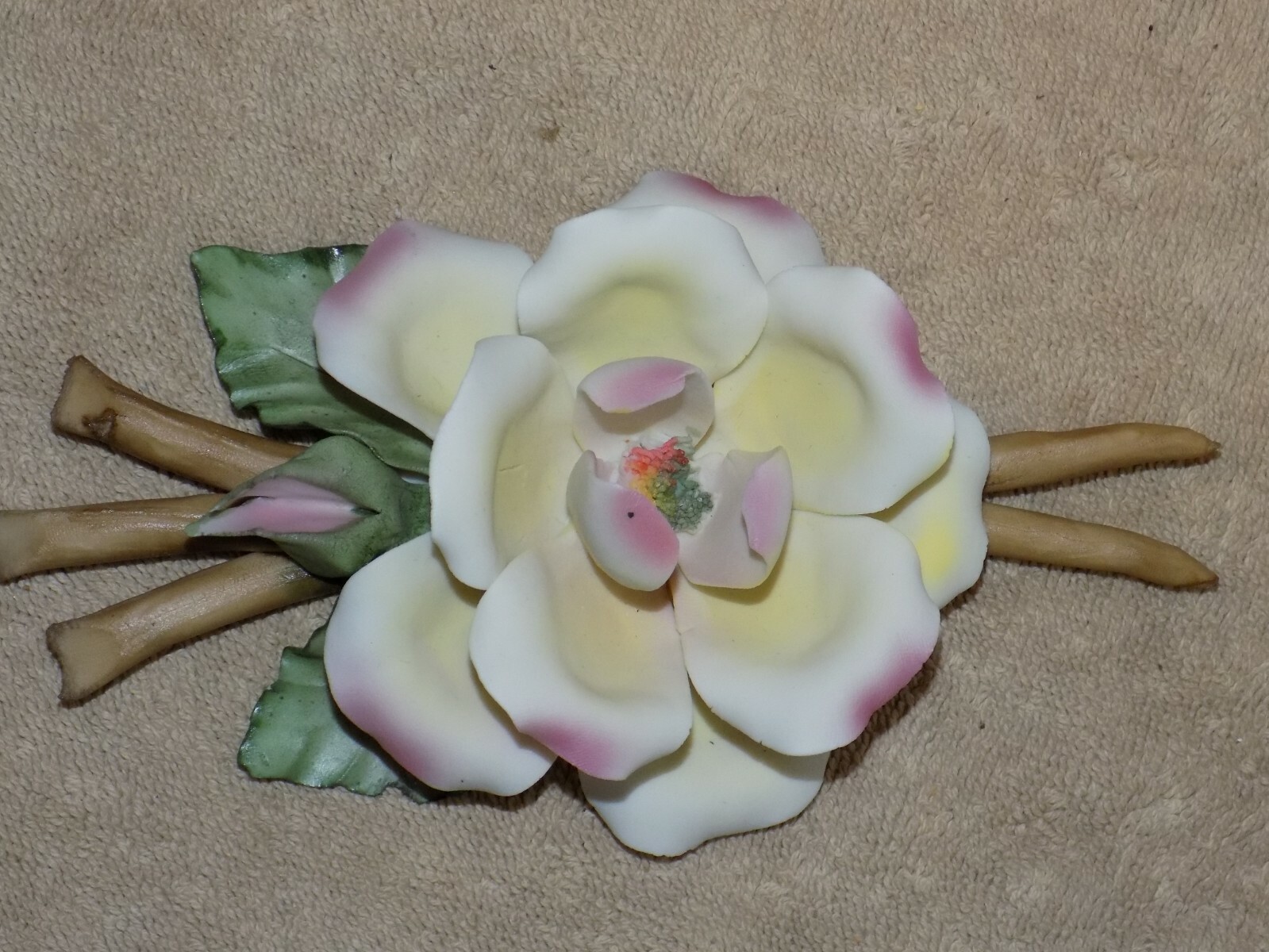 Capodimonte Porcelain Flower Made in Italy MAGNOLIA?