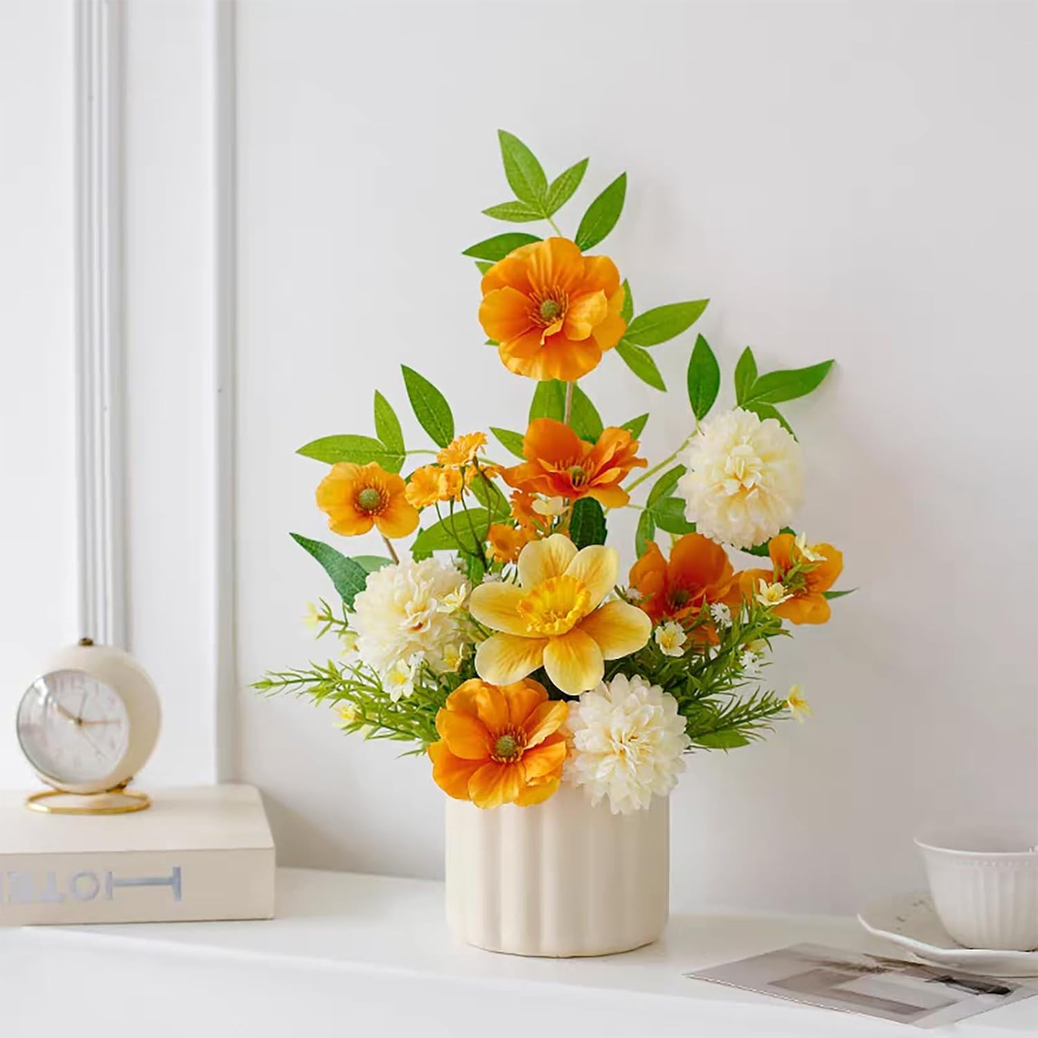 Artificial Flowers with Ceramic Vase Faux Hydrangea Flower Arrangements Table Ce