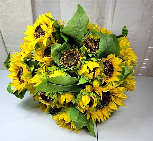 33-Life Like Silk Sunflowers 5-Bundles of 6 + 3 Extra