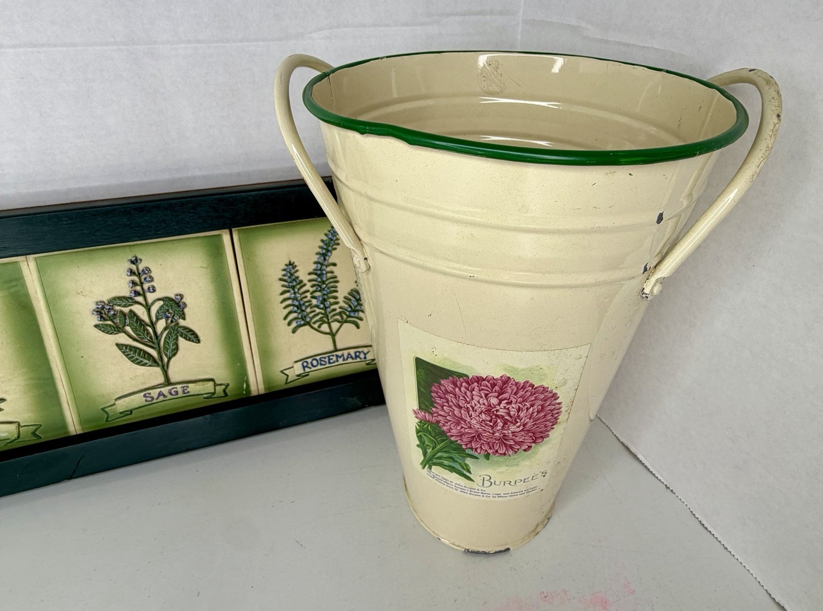 Set of Garden Wood Plaque w/ Herb Tiles Metal Vase Trash Can & Herb Crock