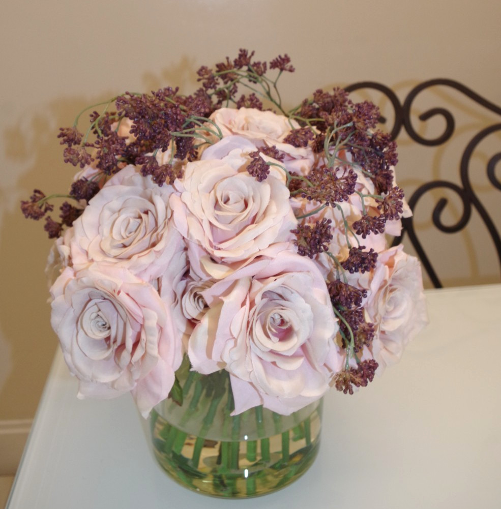 H Pink Roses & Burgundy Faux Floral Arrangement Clear Glass Vase Flower Bouquet
