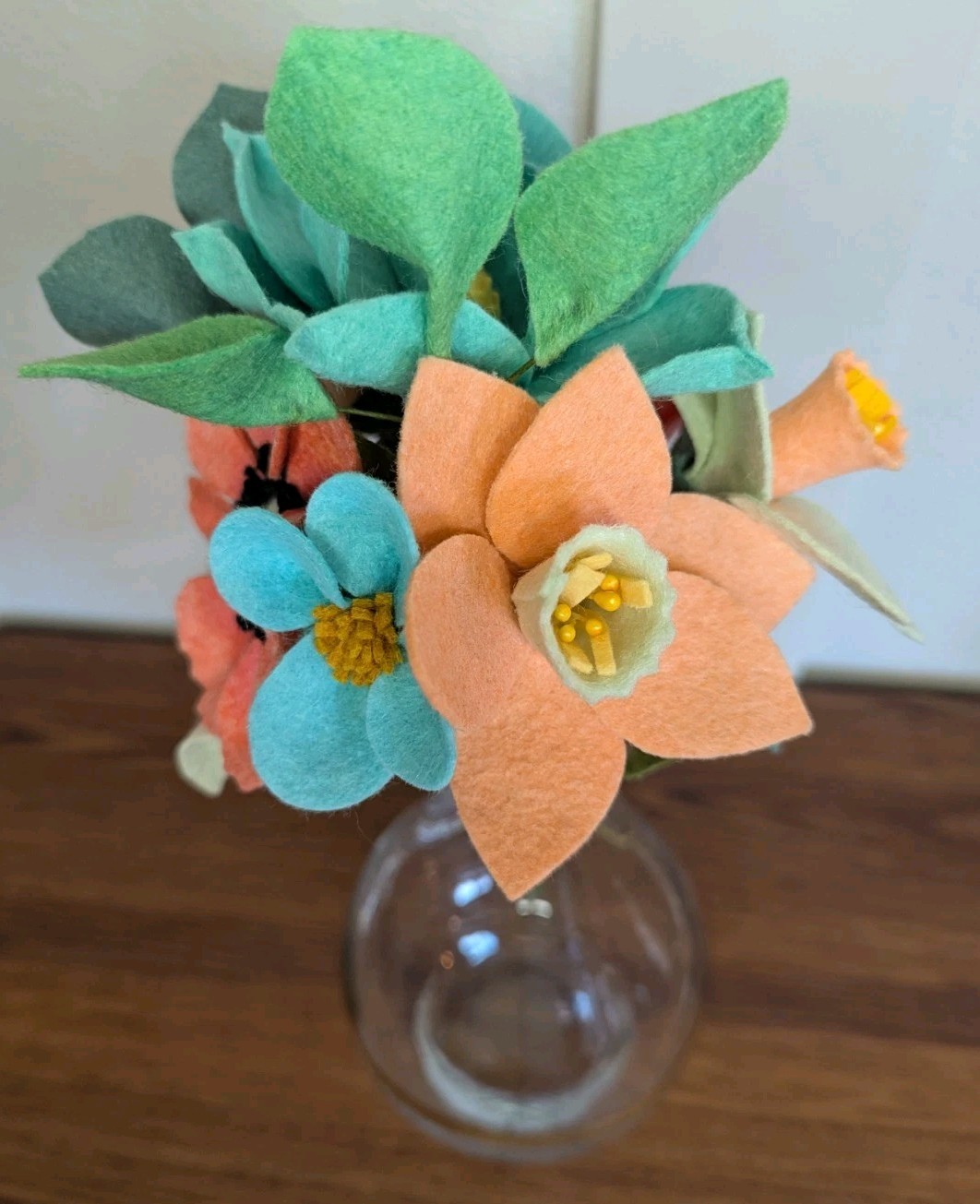 Beautiful Hand Cut Wool Blend Felt Flower Bouquet Gift Wrapped/Great Gift Idea!