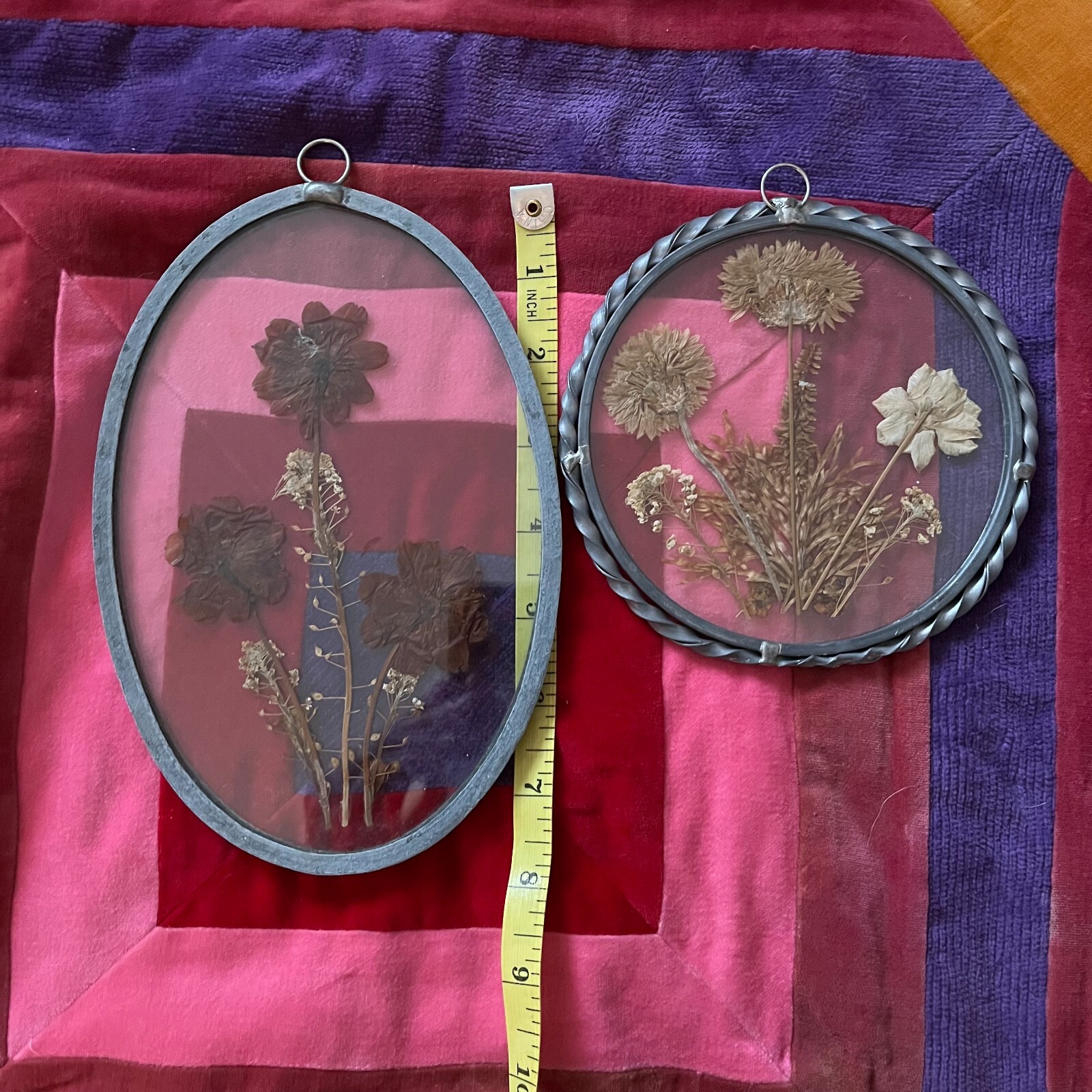 Lot of 2 Framed Pressed Flowers Dried Glass Metal Suncatcher 8″ Oval 5″ Circle