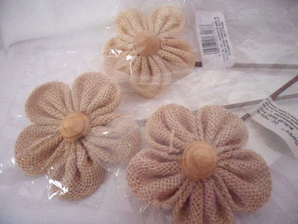 Set of 6 Darice Burlap Daisy Flower Stemmed Picks 3″x8″