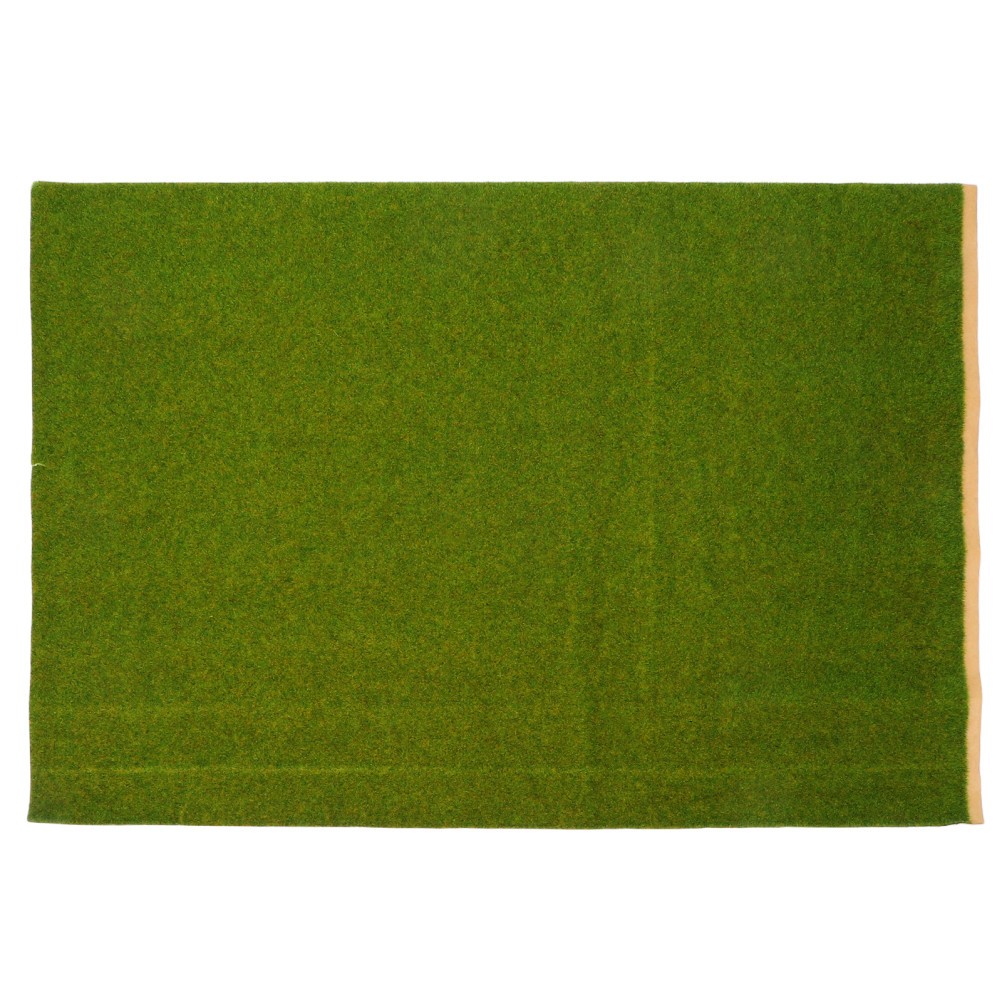 Durable Light Green Artificial Grass Rug for Outdoor and Indoor Decorative Uses