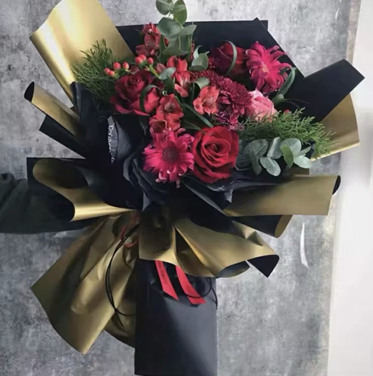 Black Gold Wrapping Paper Sheet for Floral Arrangements, Bouquet, Gift