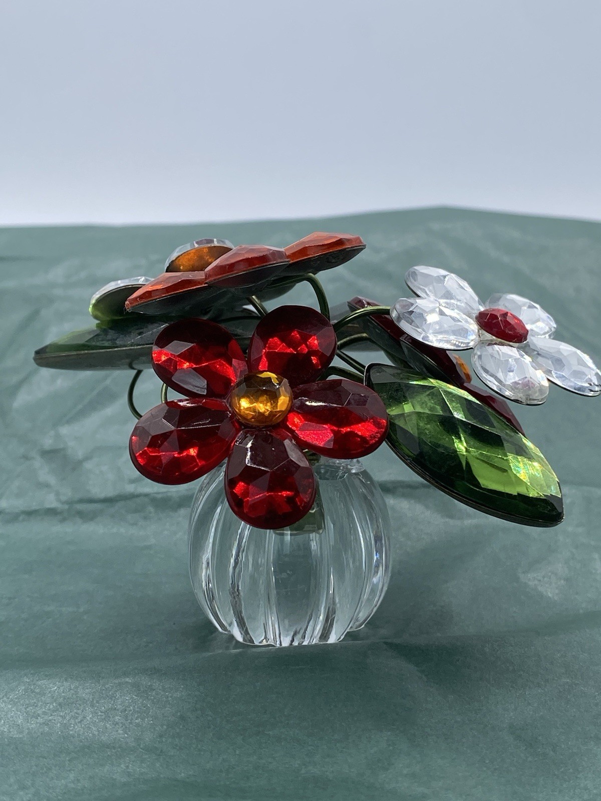 VTG Mini Gem Faux Flower Arrangement Acrylic Paper Weight