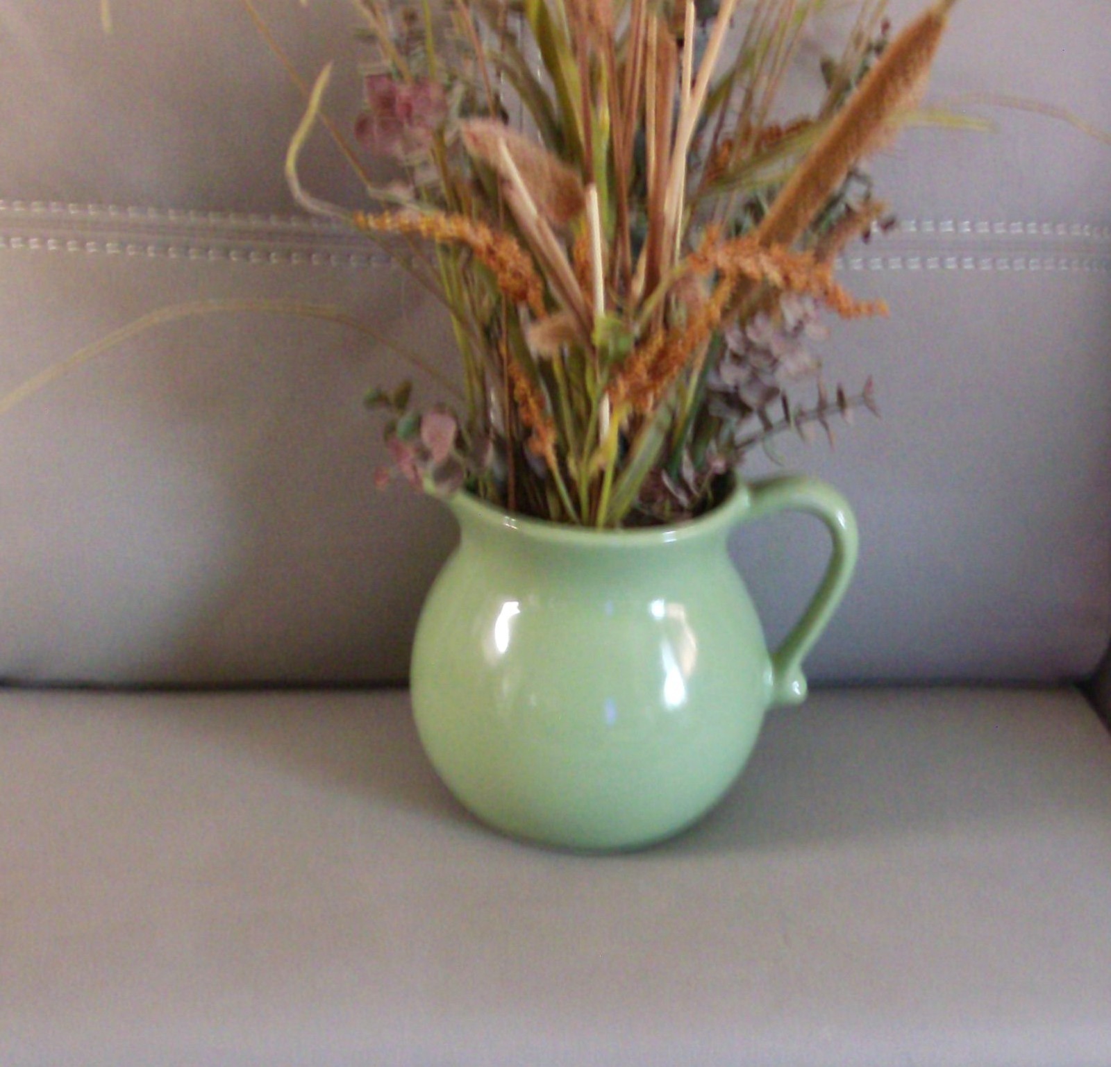 PORCELAIN POT WITH DRY ARRANGEMENT Green Pot With Handle & Variety Dry Bouquet
