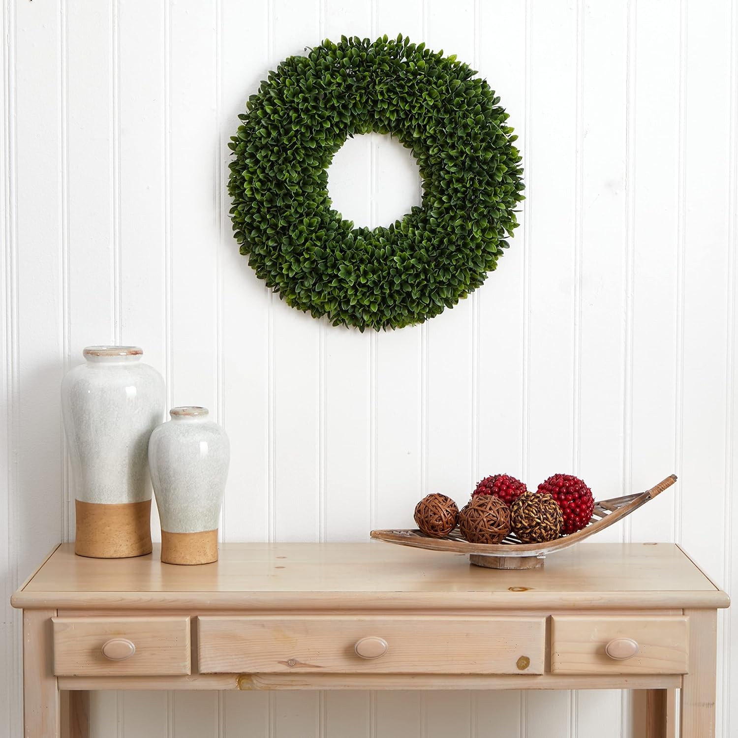 24-in. Boxwood Artificial Wreaths Green