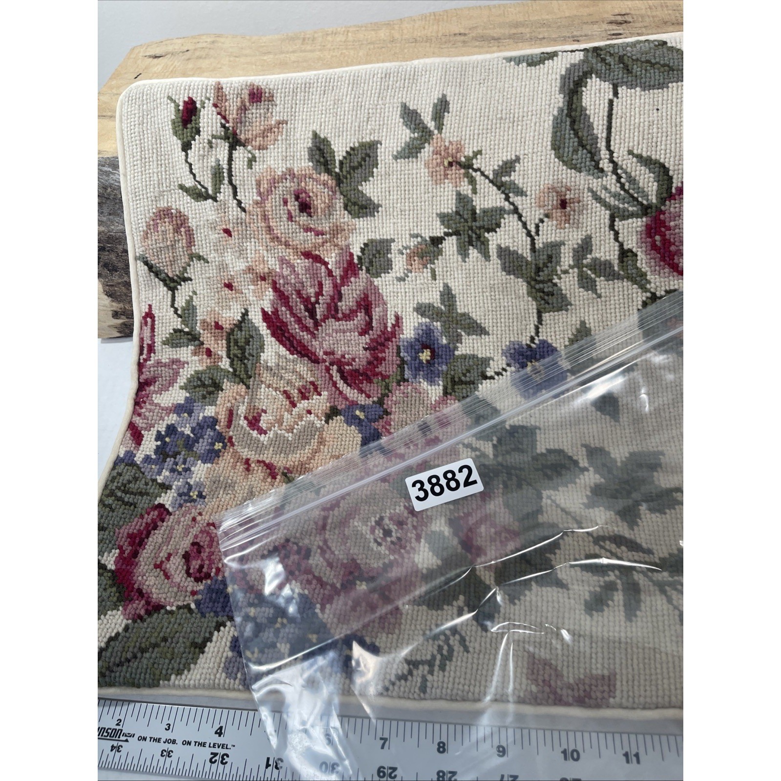 NEW Needlepoint Pillow Cover Floral Pink/Green Multi Roses 15″ Cream Velvet Zip