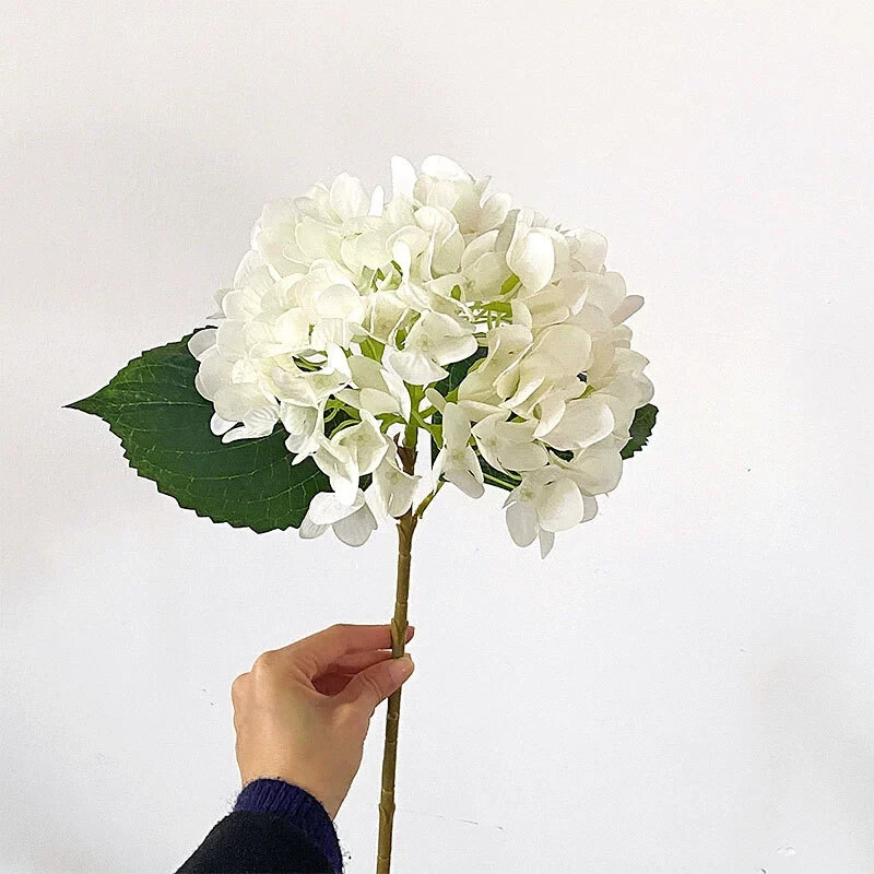 5 Pcs Artificial Silk Hydrangea Flowers 18” Bouquet Arrangement