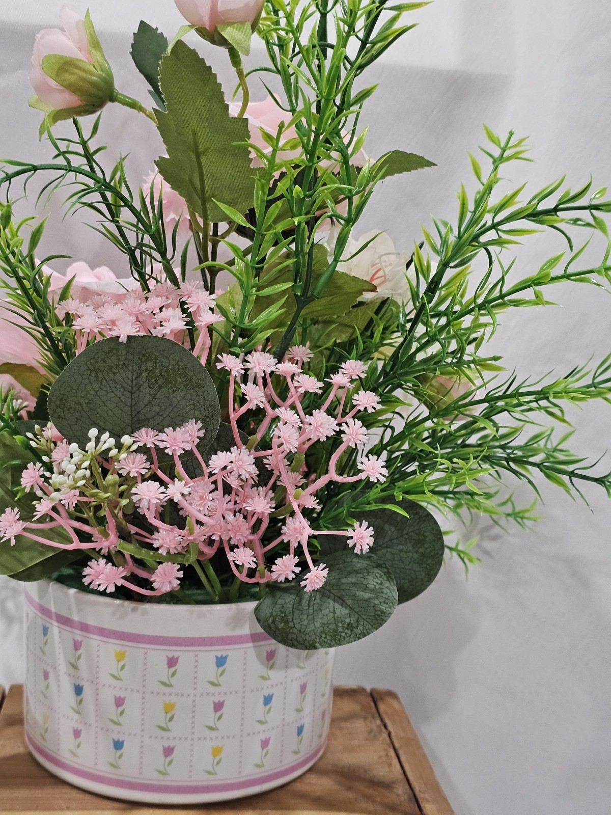 Artificial Flower Arrangement Soft Pink Roses in a beautiful pink & White vase