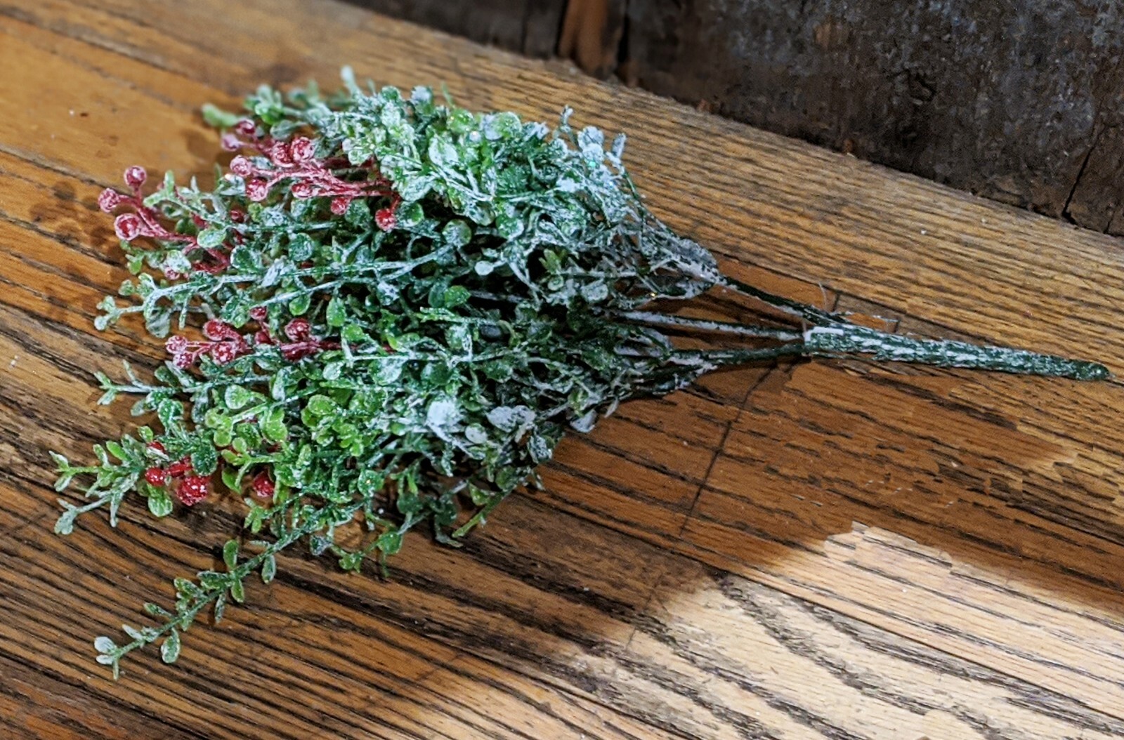 13″ Artificial Floral Red Mistletoe~Glitter Berry BUSH Greenery~XMAS Table Top