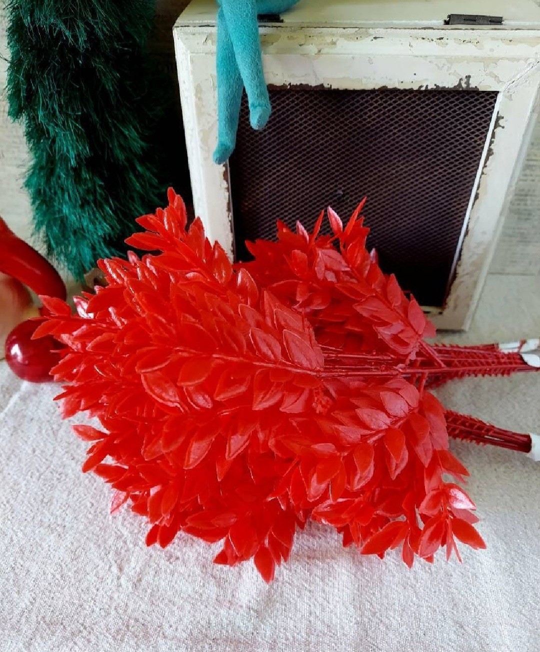 Vintage Red Leaf Faux Floral Arrangement Stems Set Of 12