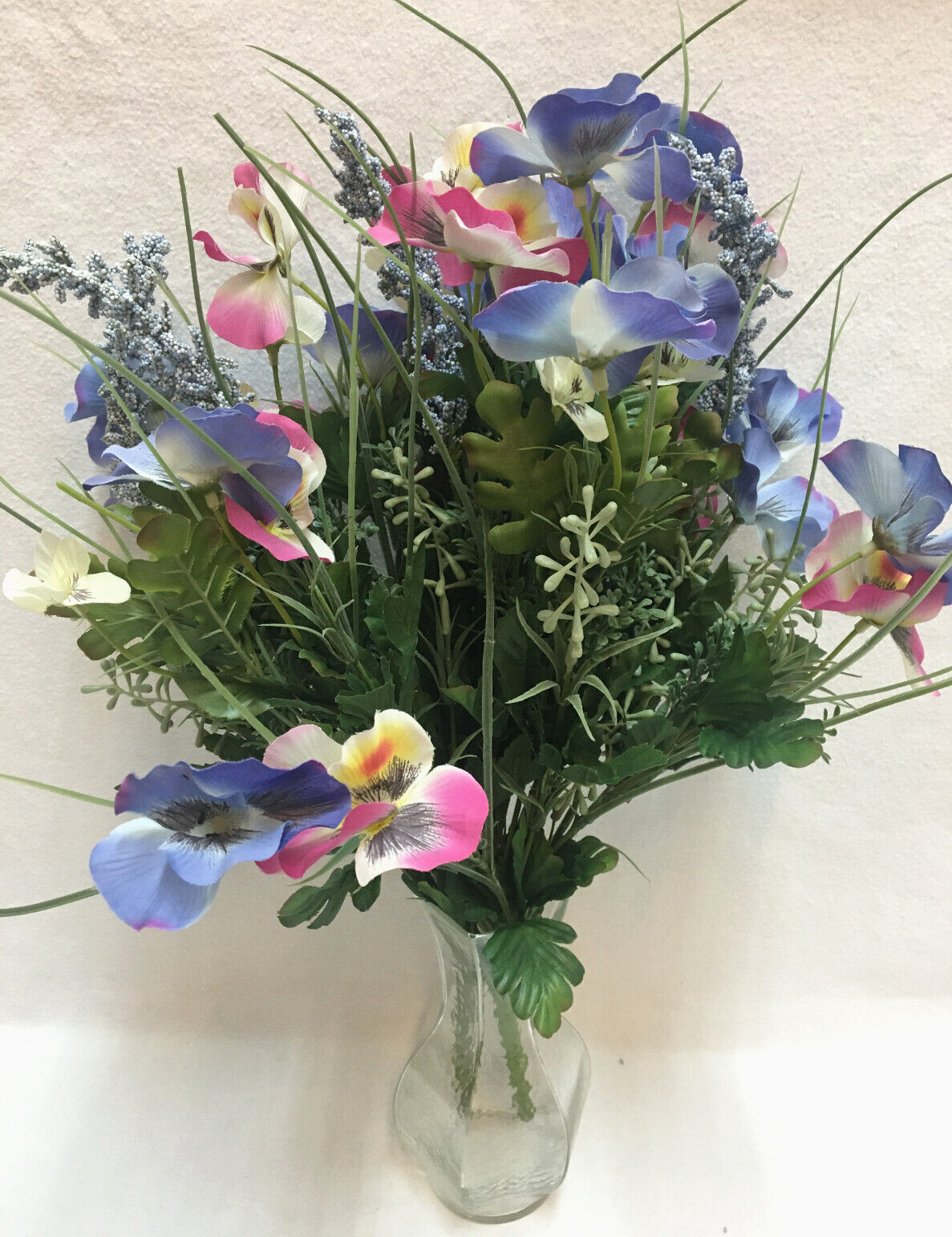 Artificial Flowers Spring Mix Pink White Blue Stems Leaves Lot of 2 Bunches