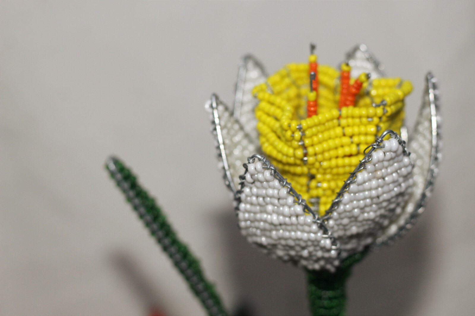 7 Beaded Flowers by Job Guwhe. Roses, Lillies, Sunflower, Daffodil, Strelitzia