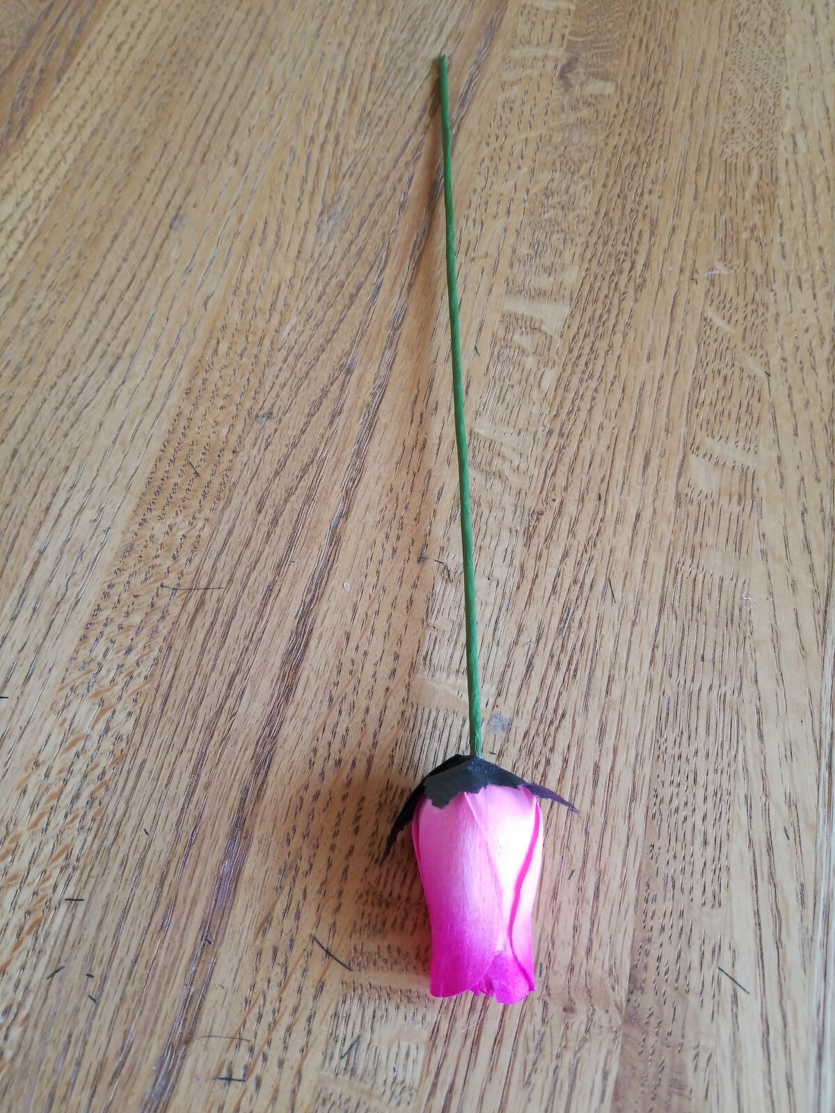 1 DOZEN – PINK/HOT PINK WOODEN ROSE BUDS 5 X 8 ARTIFICIAL FLOWERS FREE SHIPPING