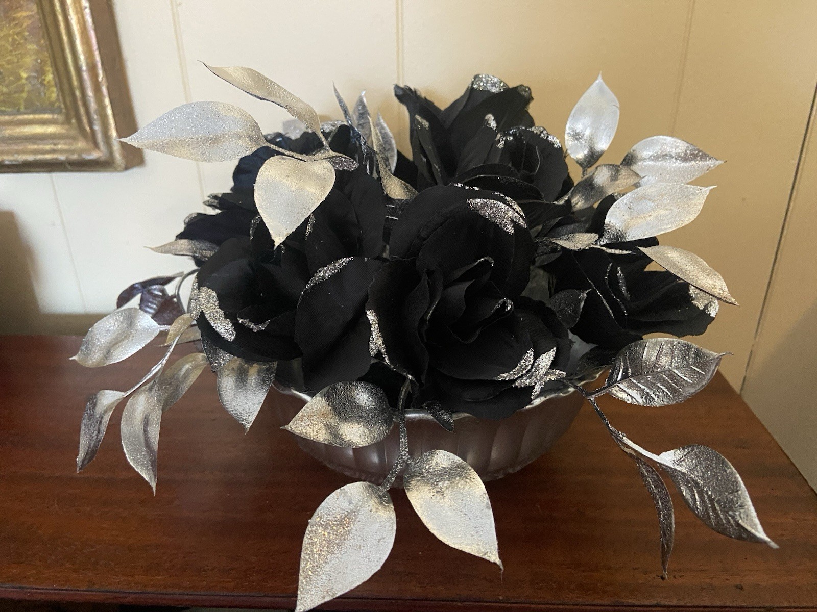 Handcrafted Black And Silver Glitter Rose Arrangement