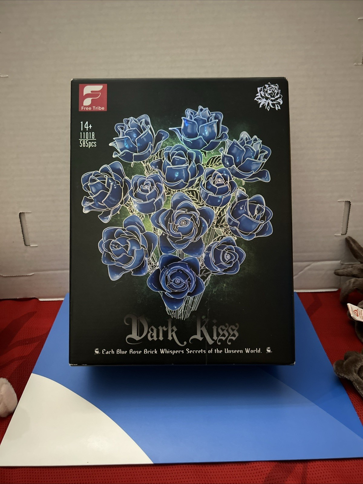 Blue Roses Flower Bouquet Building Set, Compatible with Lego Flowers, Artificial