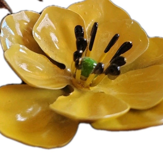 VTG Yellow/Green Metal Flower Wall Hook With Decorative Clear Plastic Knob