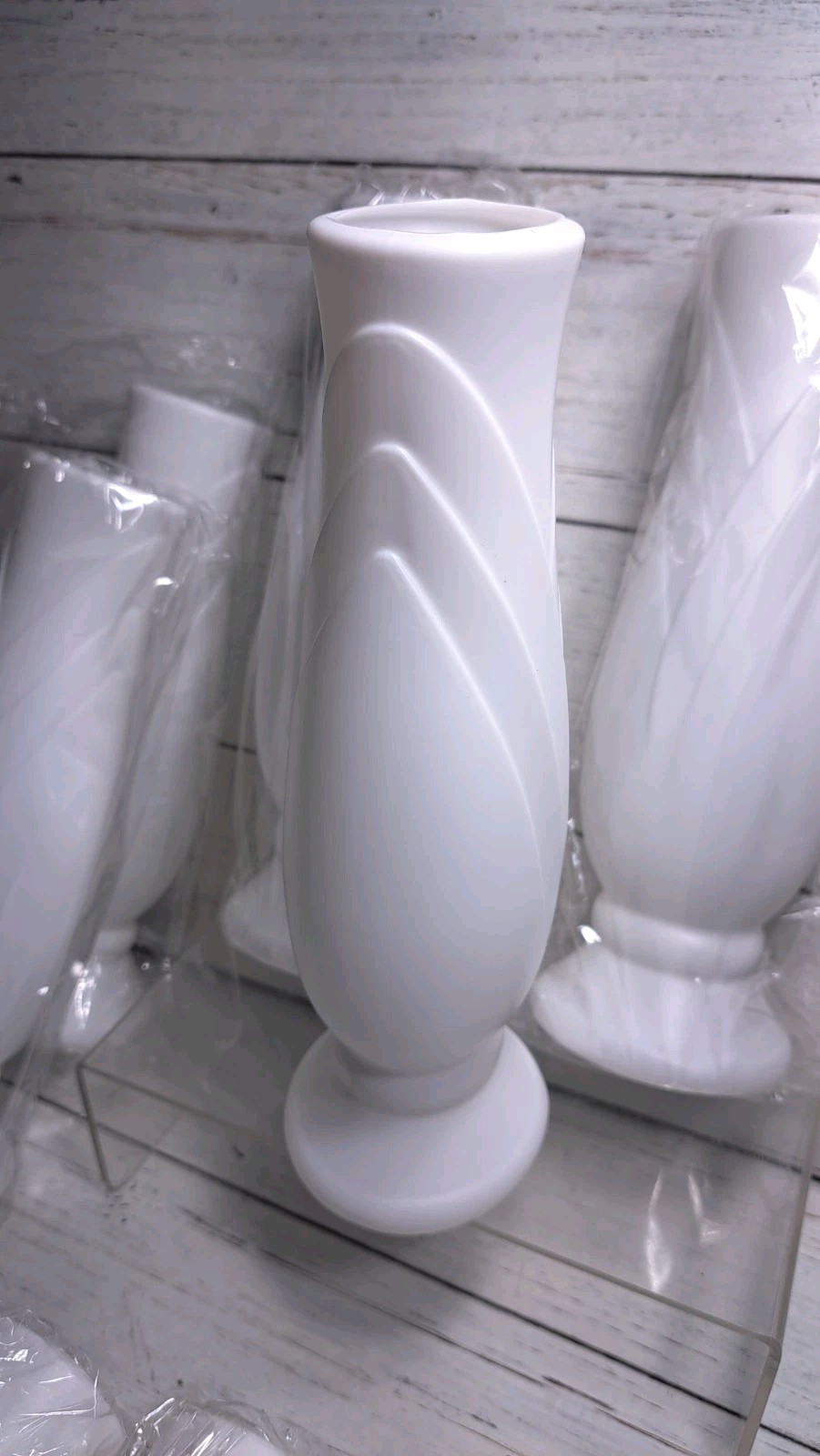 10 Pack Composite Plastic Flower Vases Bulk White Small Boho Floral Vases for…