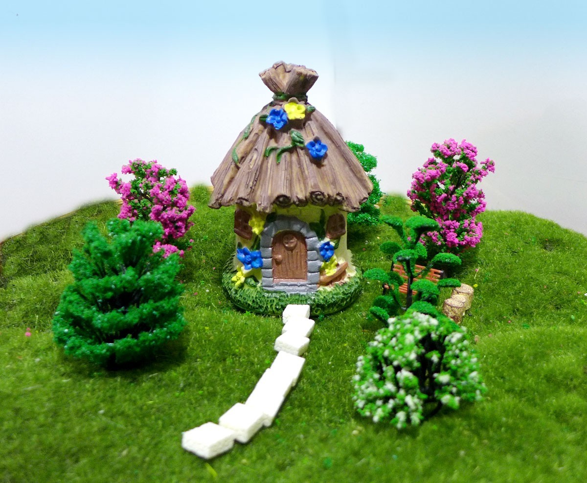 14 pcs Cute Miniature Trees Fairy Garden Dollhouse Craft Decoration Mini Grasses