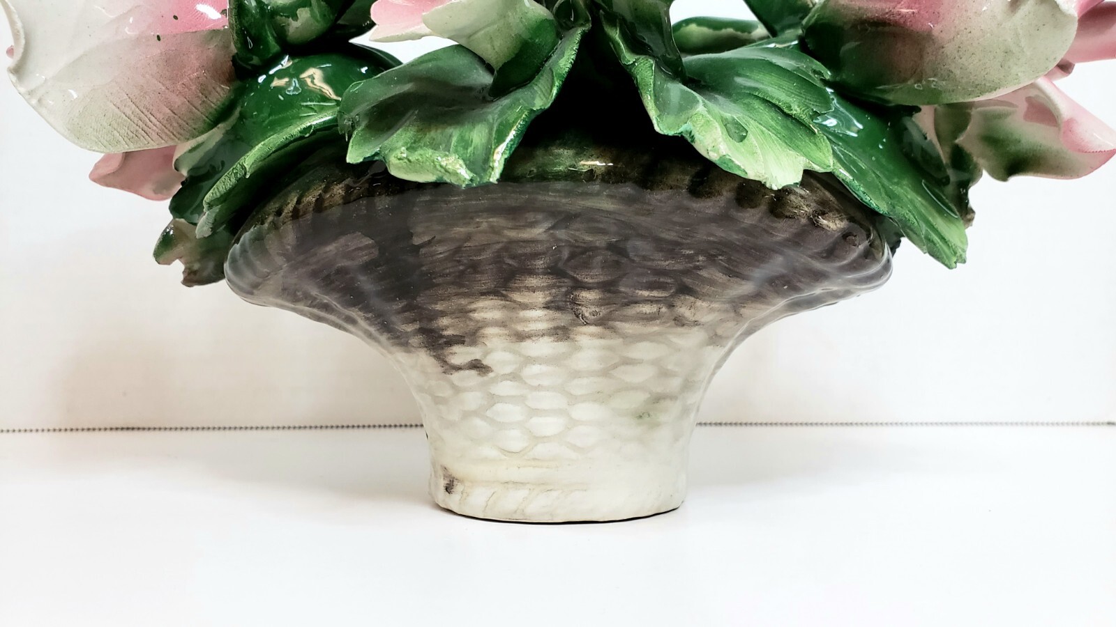 Vintage Capodimonte Italy Floral Basket Porcelain Pink Yellow Roses 10.5x7x7.5″