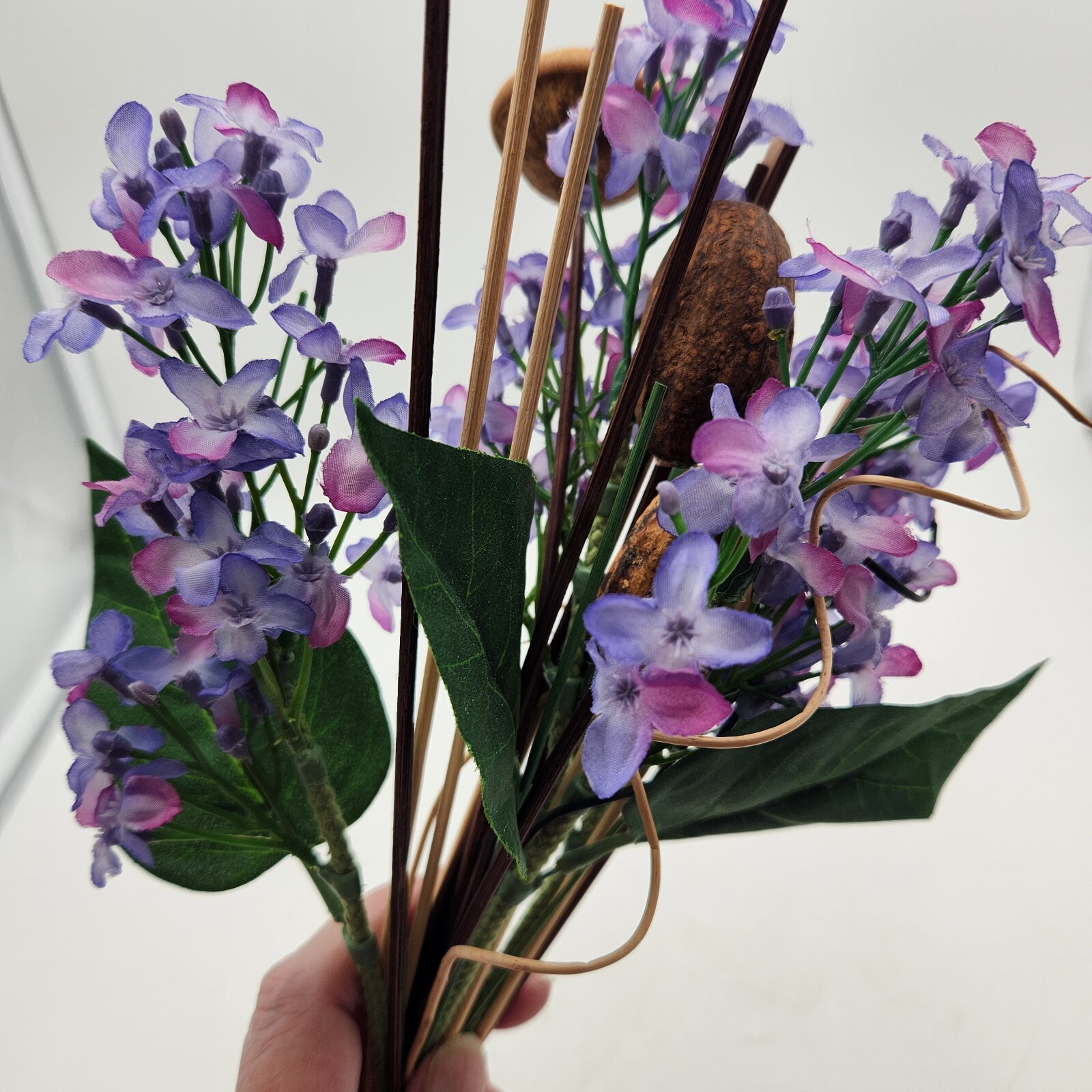 Vintage Purple Lilac Floral Bush Seed Pods Artificial Decorative 12″ Leaves