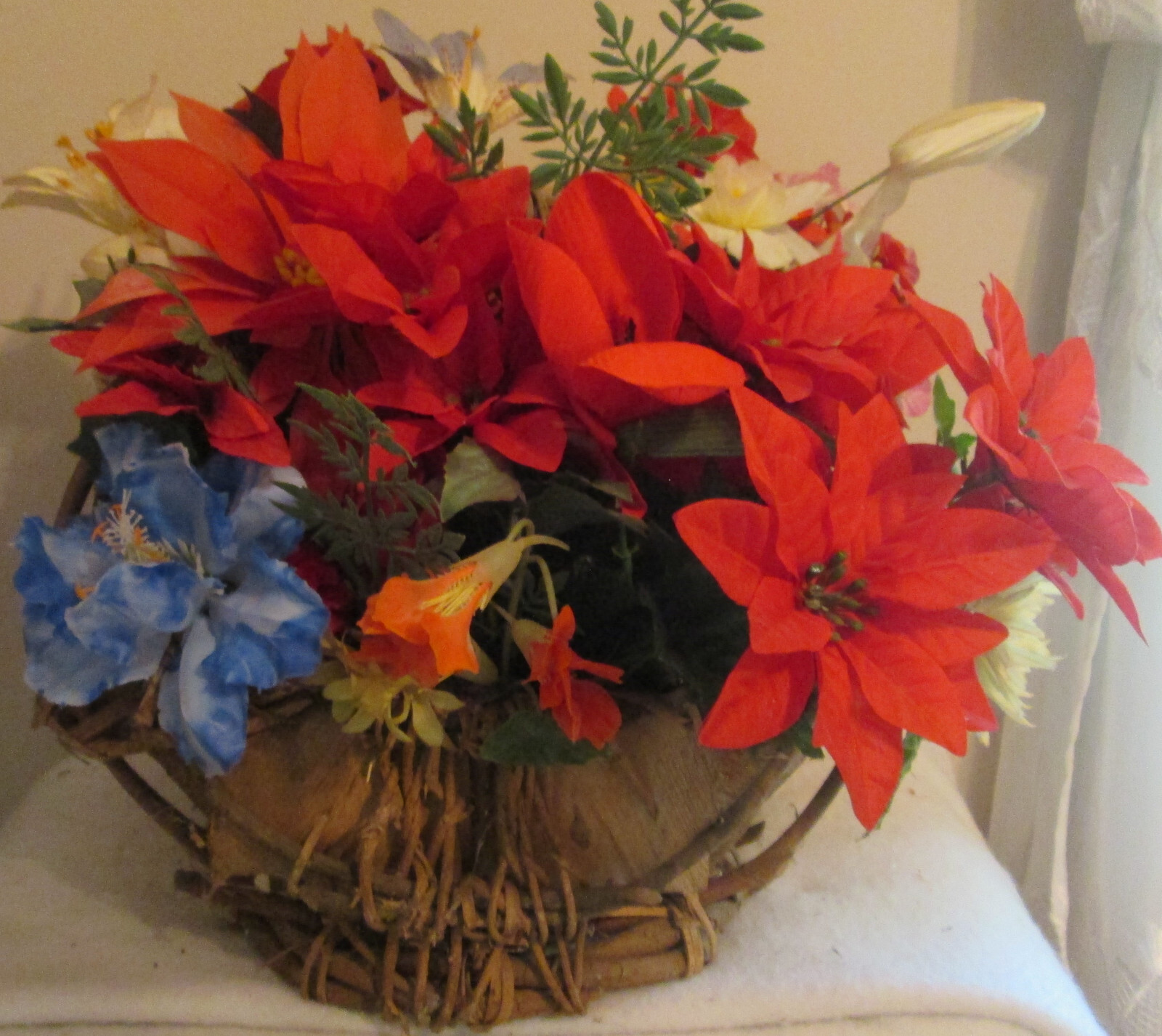 Artificial Colorful Flowers Planter Woven Basket w/Handle Indoor House Plant