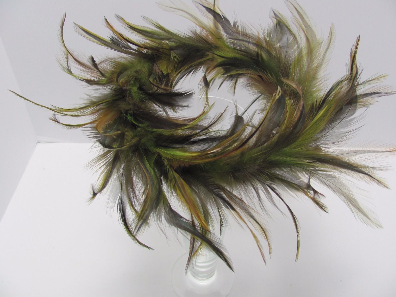 Hand Made, 2 pcs in pack 5″ Feather Ring for arrangement or Bouquet – Sea Foam