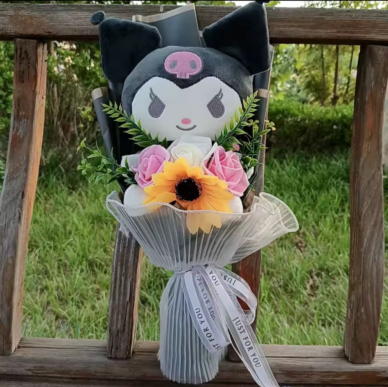 Sanrio Bouquet Floral Arrangement Kuromi Hello Kitty My Melody Cinnamoroll