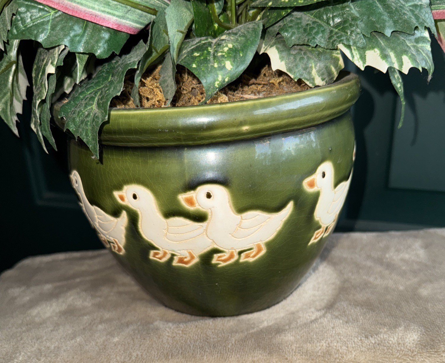 Vintage green ceramic pot featuring a pattern of ducks W/ Artificial Greenery