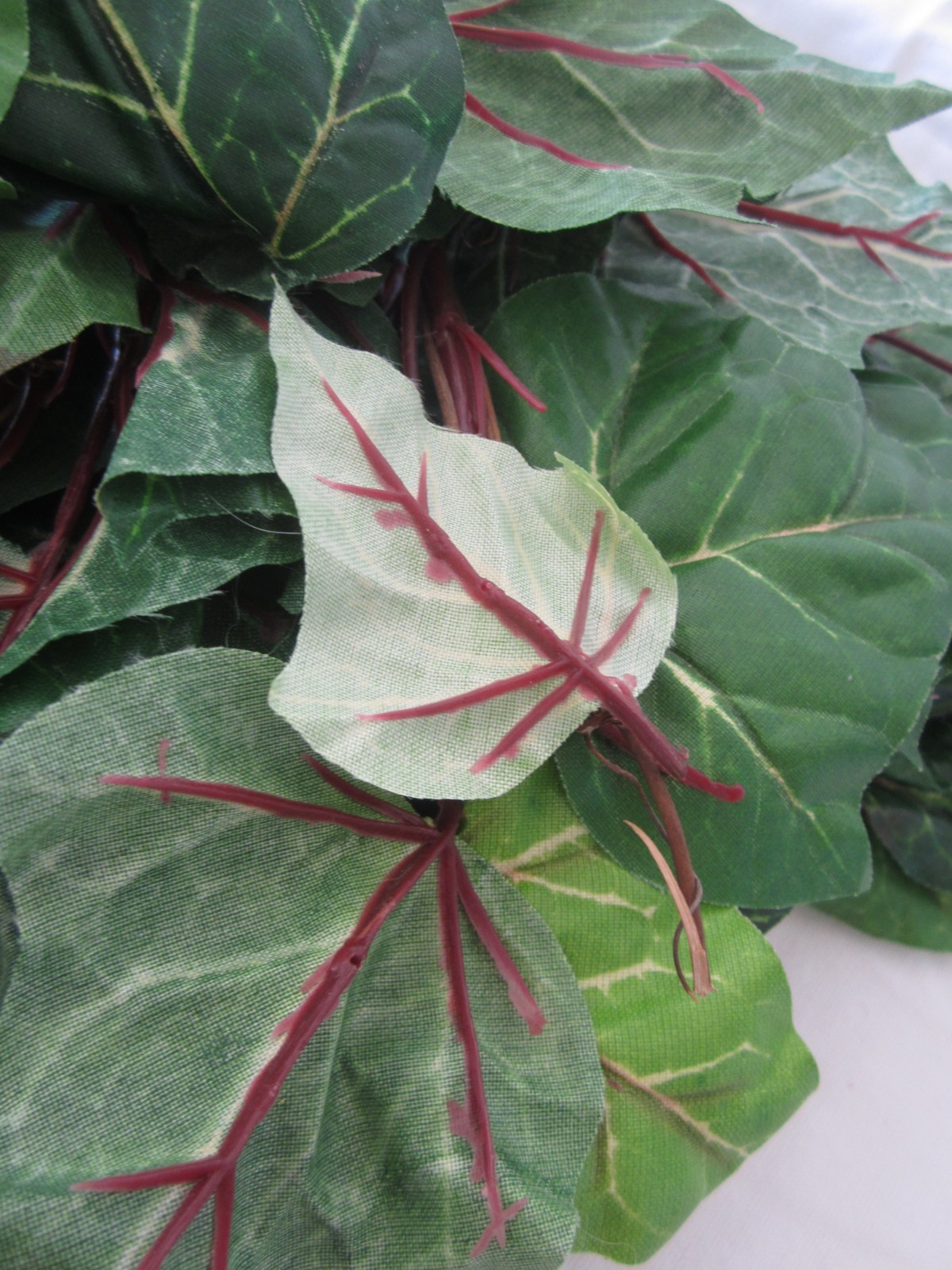 Artificial Floral Green & Red Leaf Bush Branch Stem Greenery Leaves Home Decor