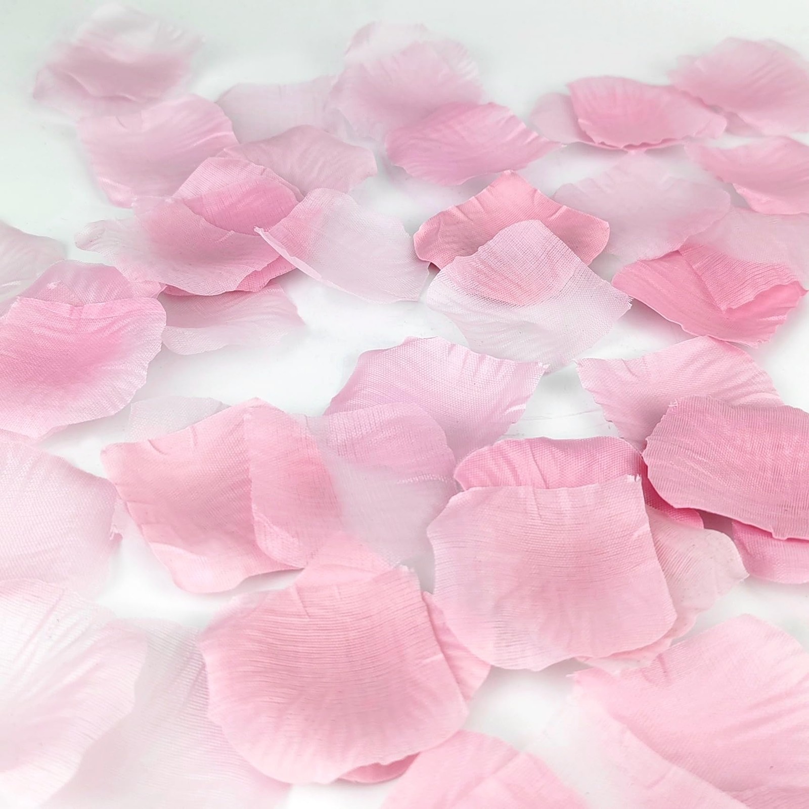 500 PCS Light Pink Artificial Silk Rose Petals For Wedding Event Table Scatter