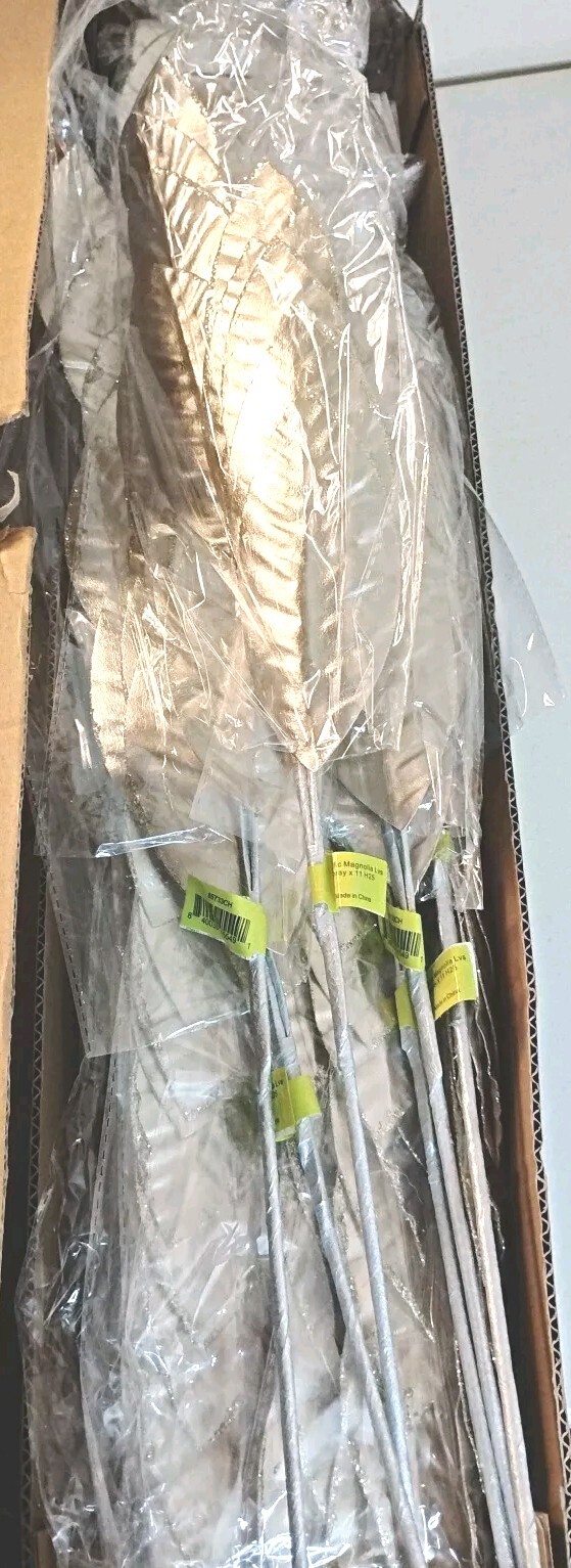 Artificial Silver Leaf Magnolia Christmas Wreath Decor Fall Crafting Lot 24 New