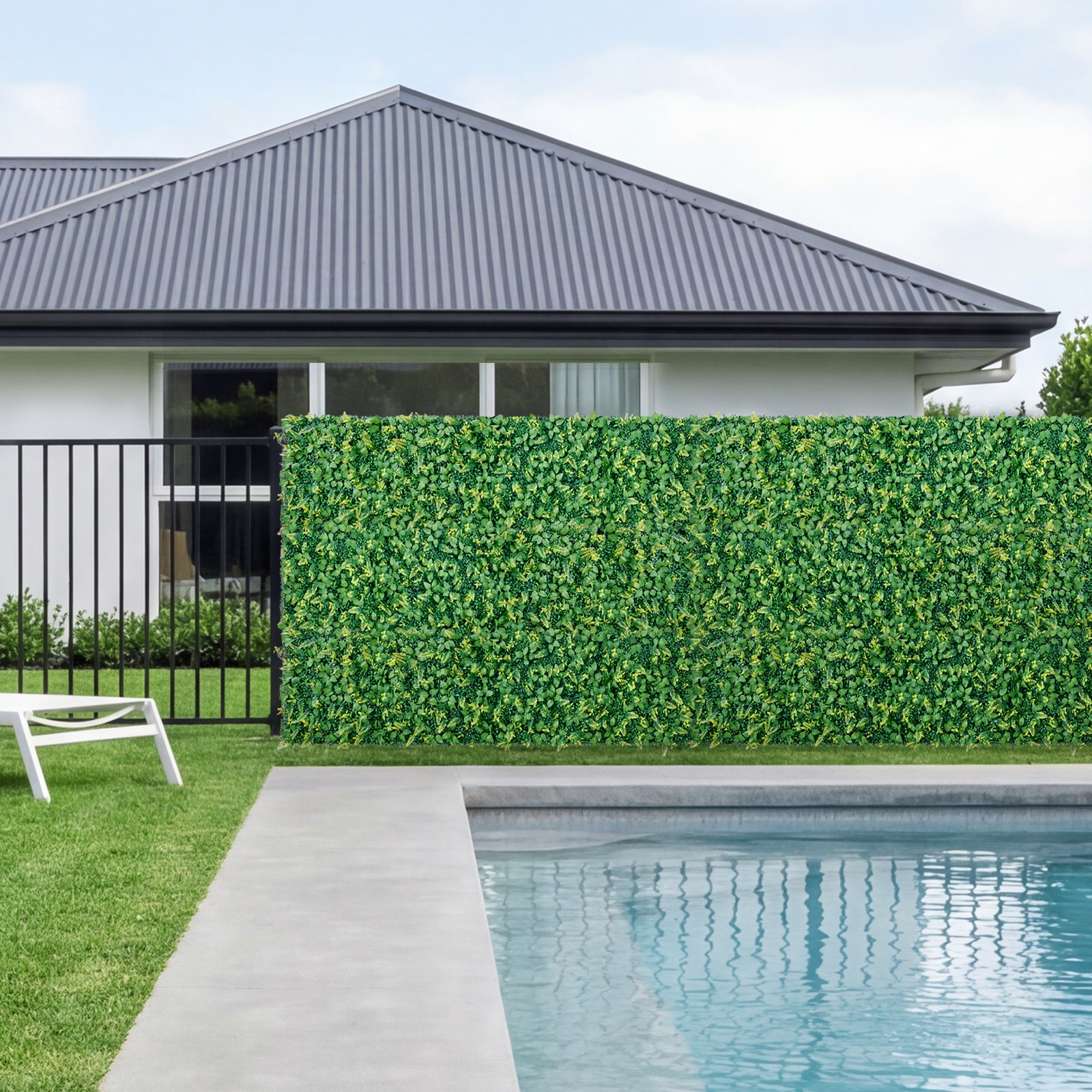VEVOR Artificial Plant Wall 4PCS 2 x 8 ft Boxwood Panels Greenery Screen Patio