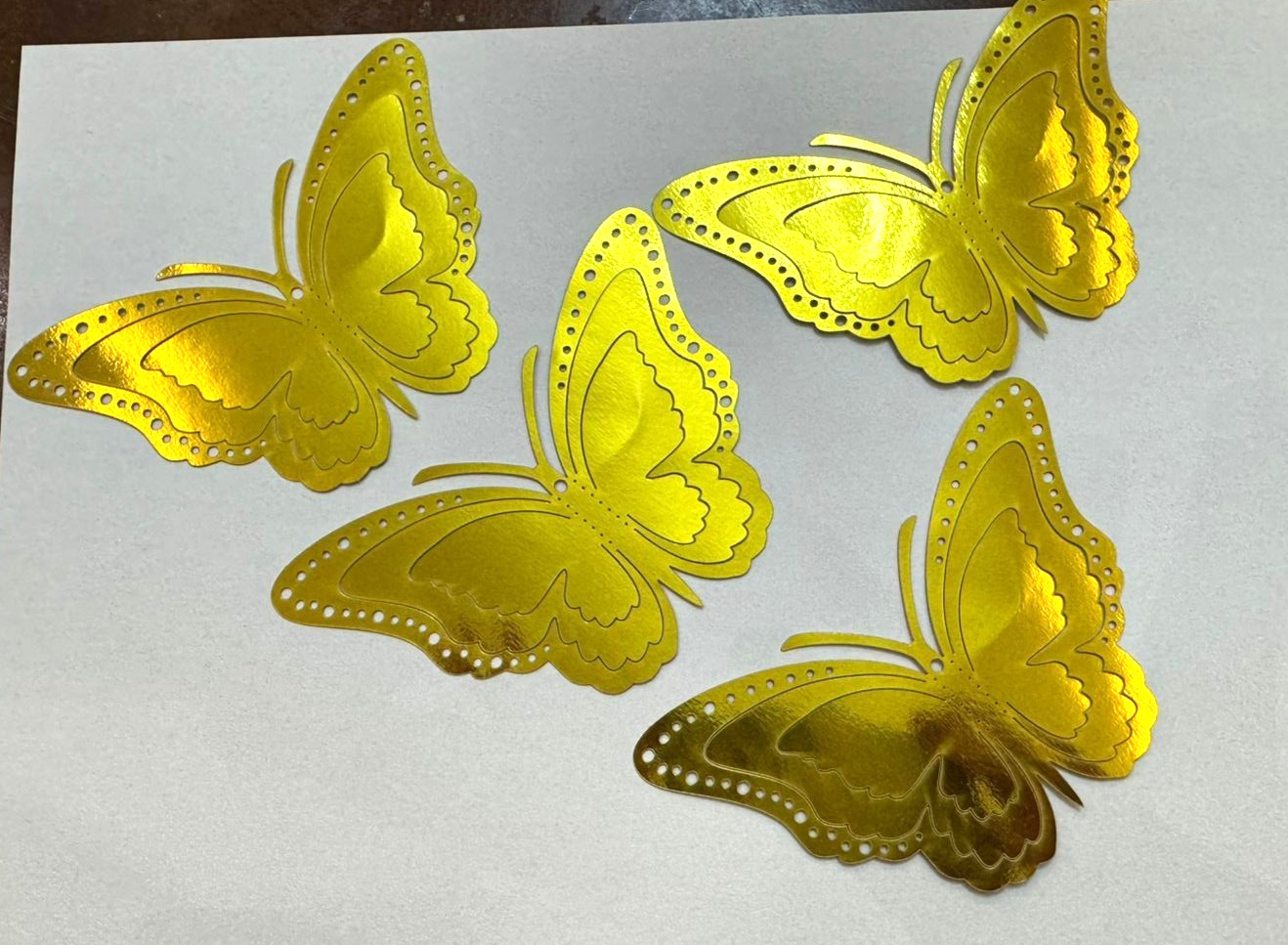 3D gold butterfly wall decoration for parties and home decor, set of 12 pieces.