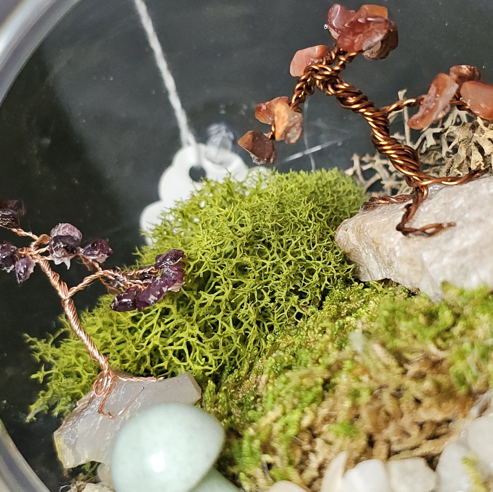 Hanging Plastic Orb Moss Terrarium w/ Decorative Stones Indoor