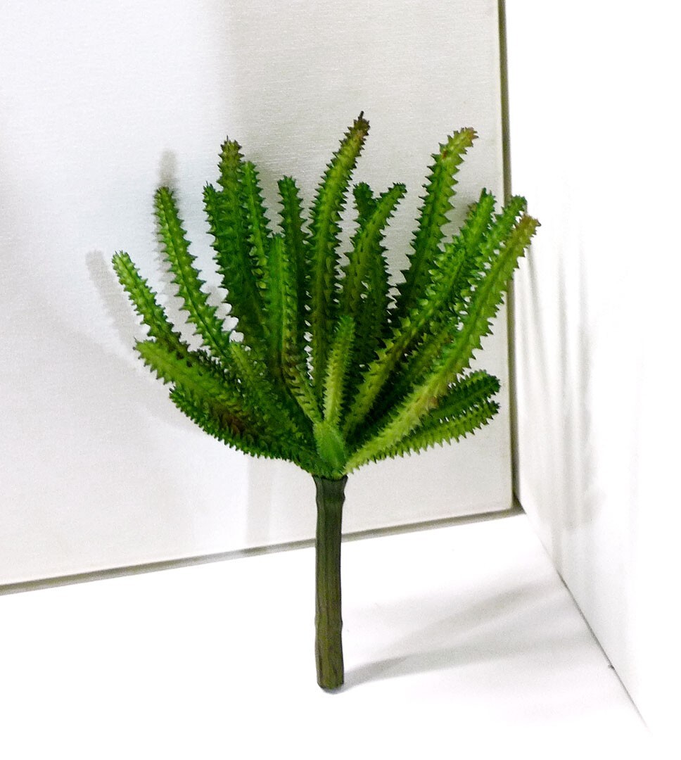 2 Pcs Artificial Fake Cactus Column Succulents Plants Green Home Garden (#123 B)