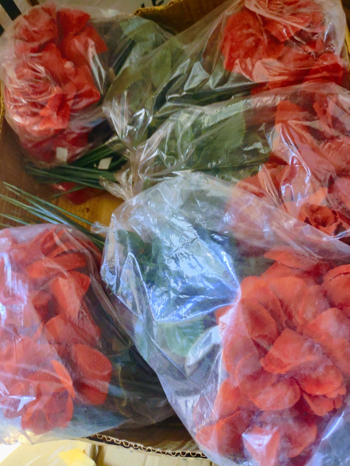 1 Dozen Vintage 1960s Plastic Rose Stems, 12″ Velvet Flocked, Red Roses 12 Stems