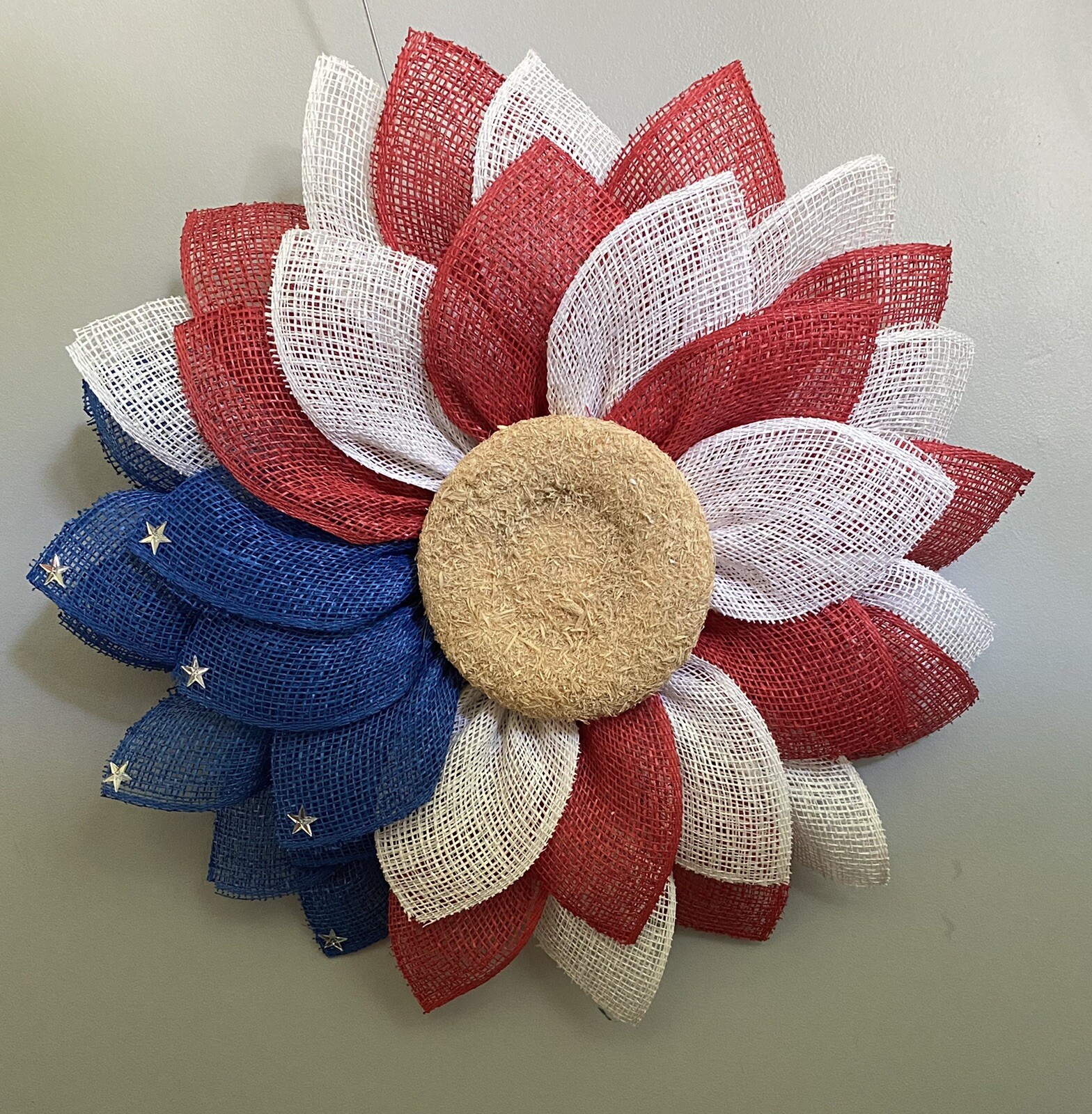 NEW Handcrafted Poly Burlap American Flag Flower Wreath 23″ Long