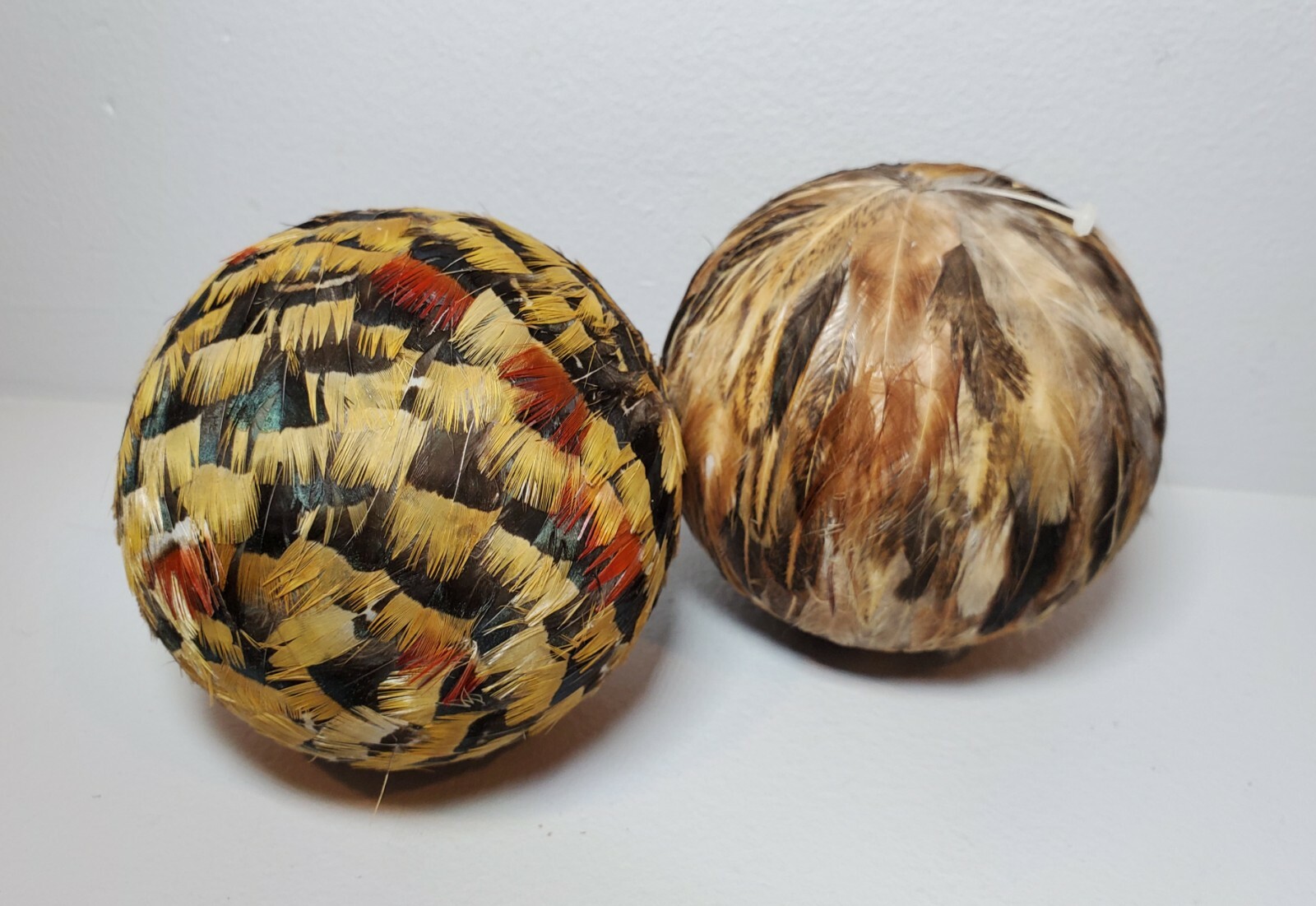 2 pcs Feather Orb Balls Home Decor Holiday Bowl Filler Foam Sphere Ornament 01