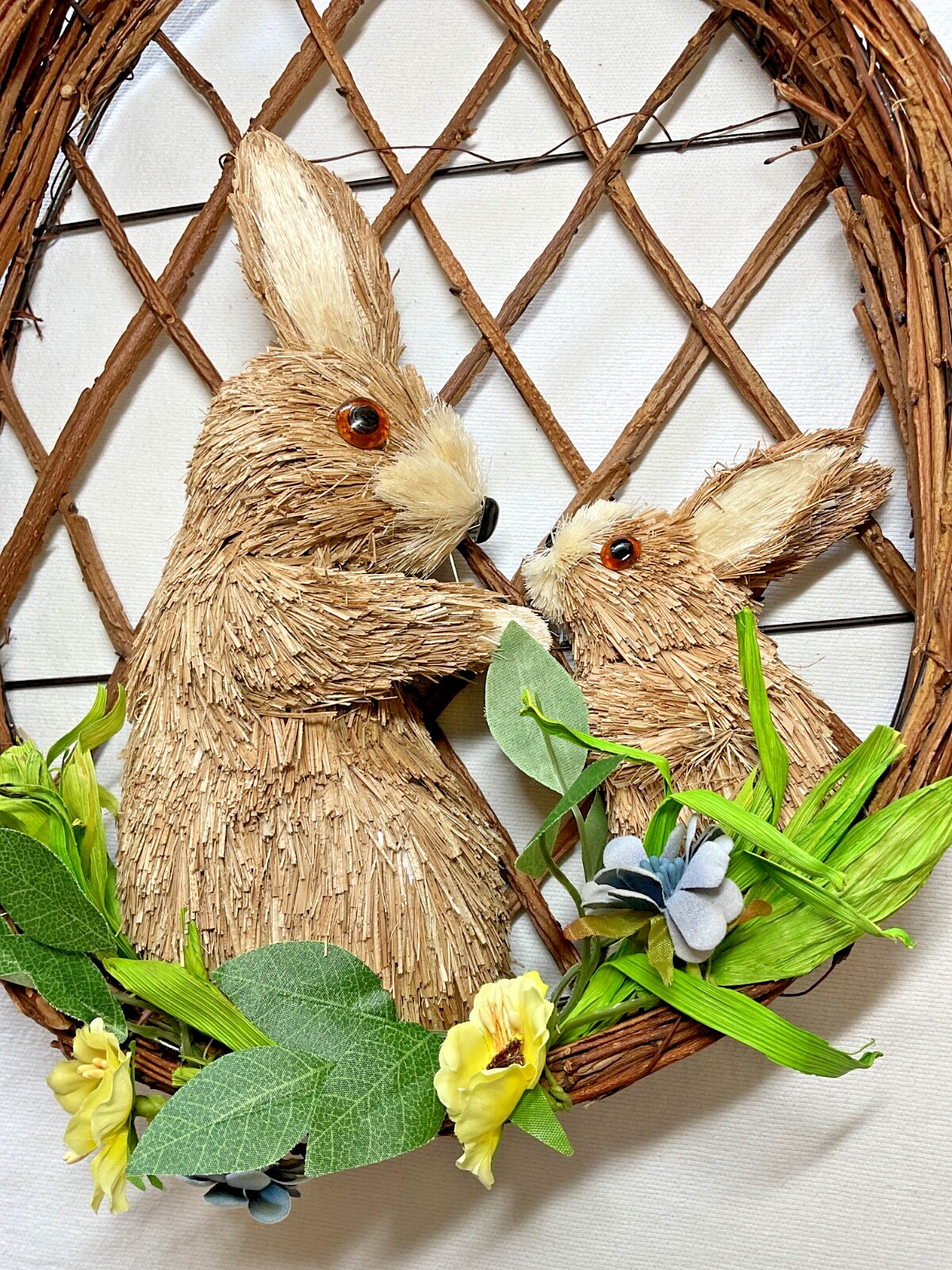 COTTON & CO EASTER BUNNY WREATH EGG SHAPED SPRING FLOWERS 16 INCHES NWT