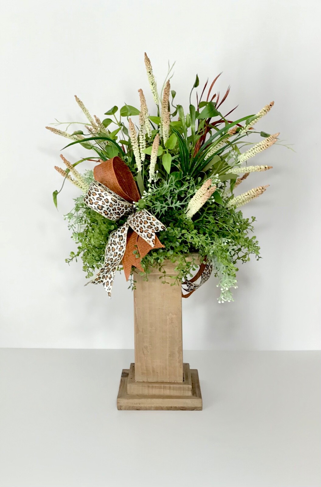 EVERYDAY YEAR ROUND FLORAL ARRANGEMENT WOOD COLUMN EARTH TONE COLOR CENTERPIECE