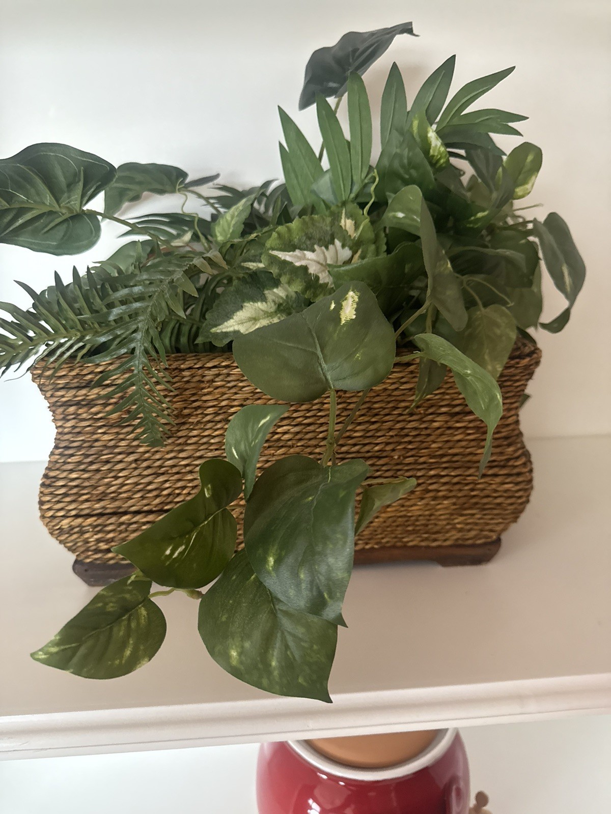 PLASTIC GREEN PLANT IN A WICKER BASKET CASE EXCELLENT CONDITION