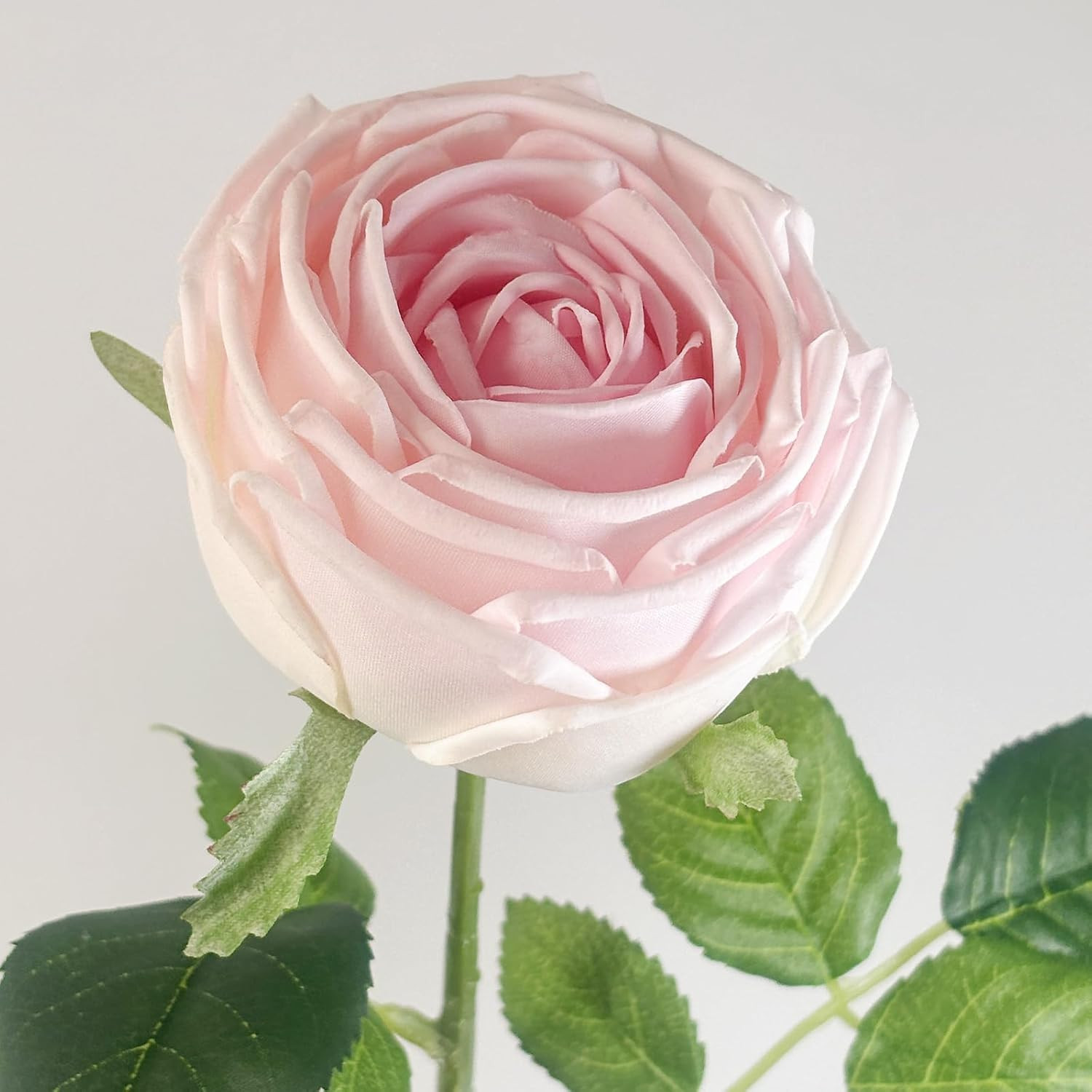 5Pcs Realistic Touch Artificial Roses – Moisturizing Faux Roses for Home Decor,