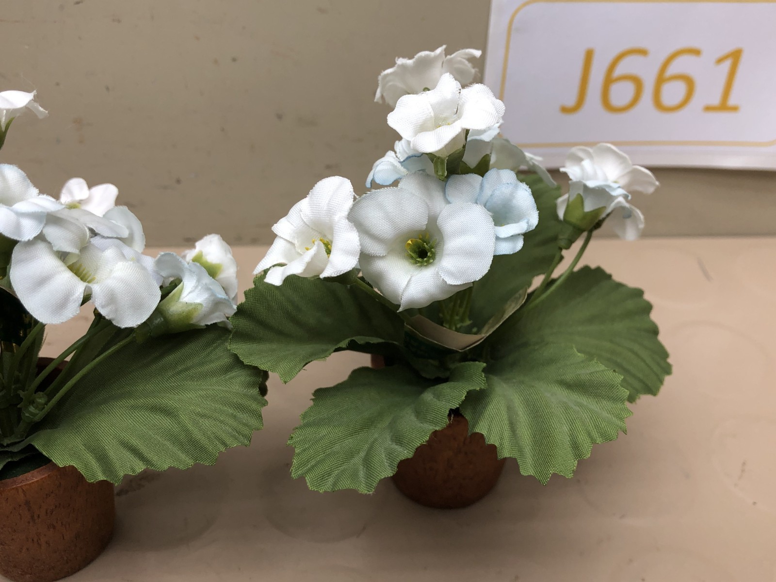 2 Artificial Potted White Flowers Small Plants Decor – Miniature – Pacific Rim