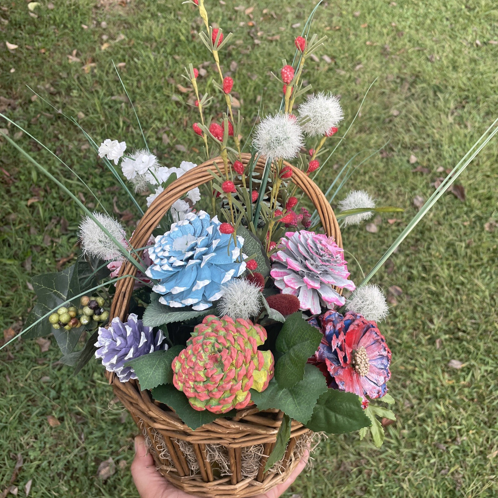 Vintage UNIQUE Pinecones as Zinnia Flowers Floral Arrangement HANDMADE❤️blt39j1