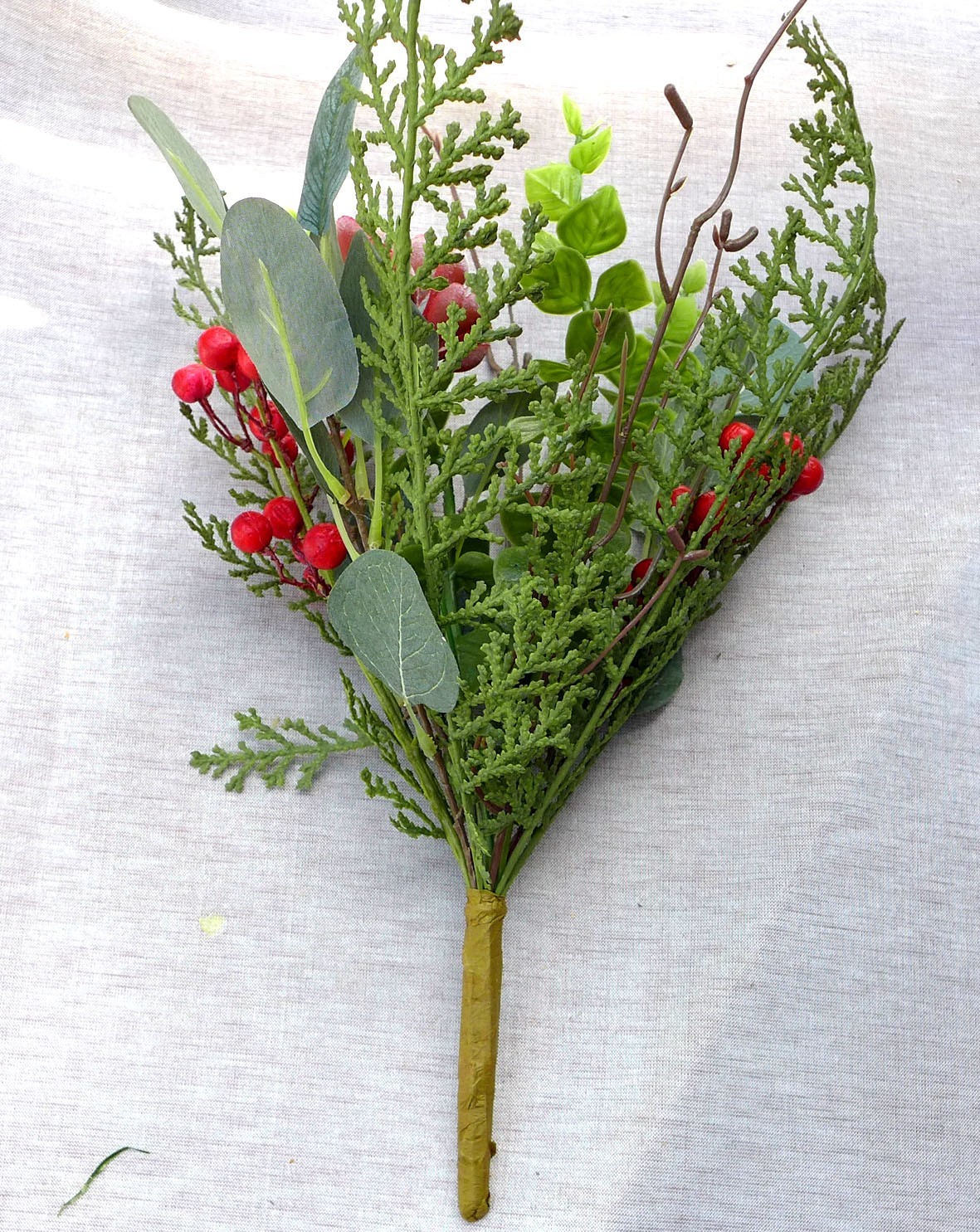 3 Pcs Artificial Plant Plastic Bunch Mini Gress Red Succulents Grass