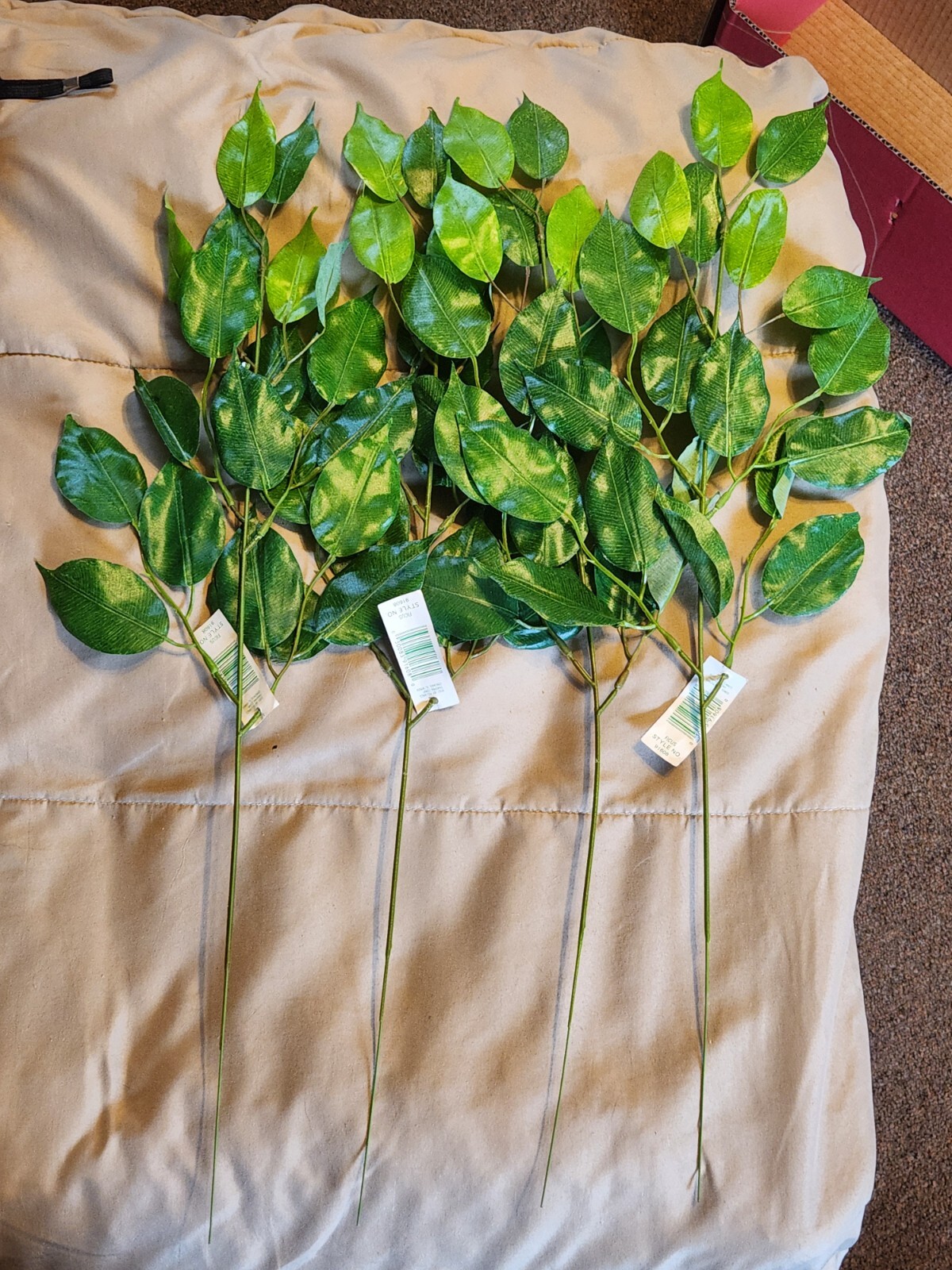 12 Piece Faux Long Stemmed Red Rose & Ficus Bundle (8 Roses, 4 Ficus) – Used